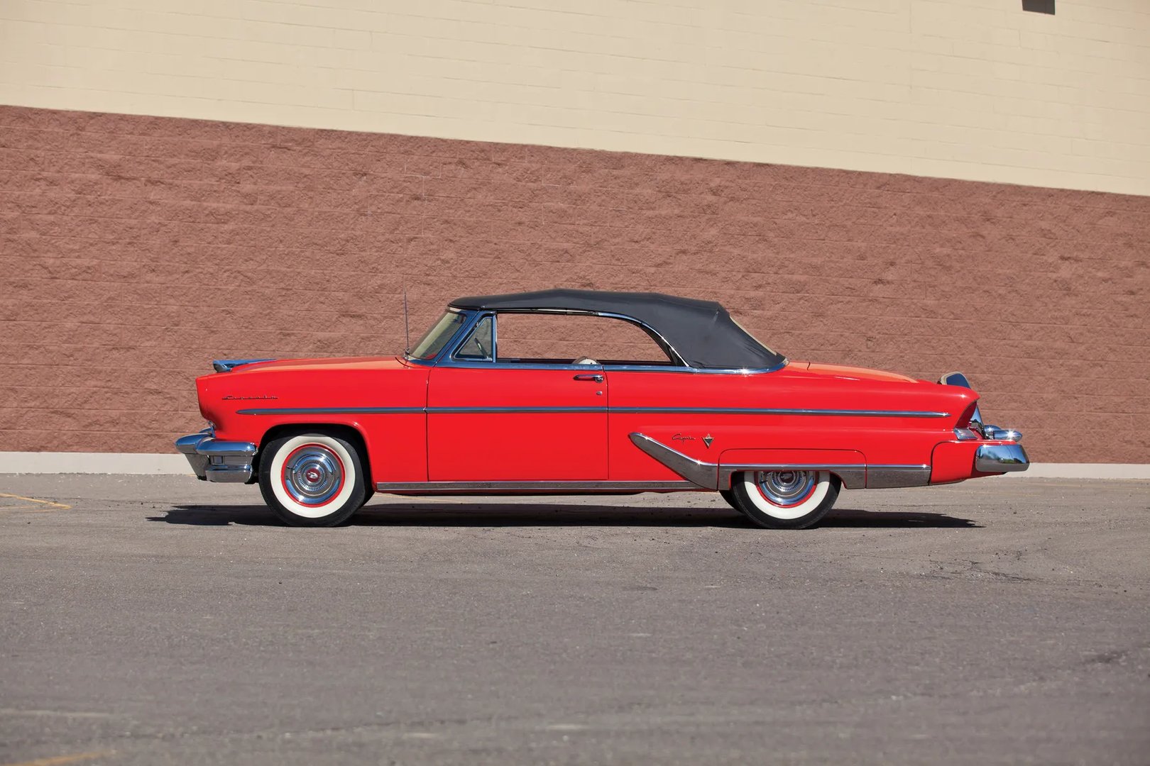 Lincoln_Capri_1_generation__Cabrio__11.jpg