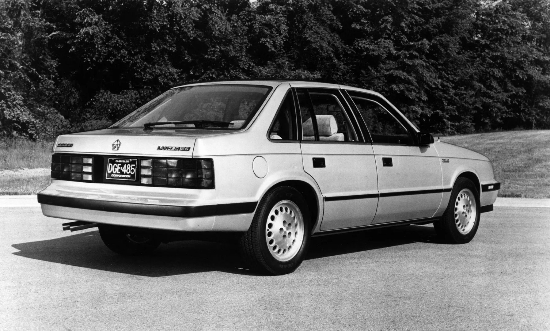 Dodge_Lancer_1_generation__Liftback__1.jpg