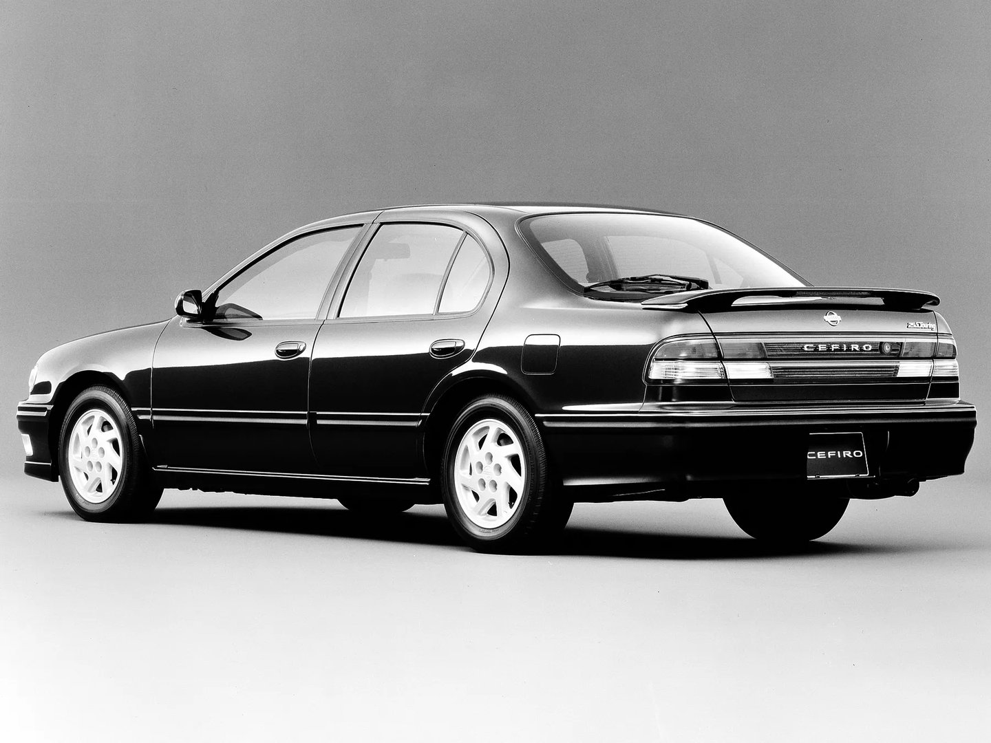 Nissan_Cefiro_2_generation__Sedan__1.jpg