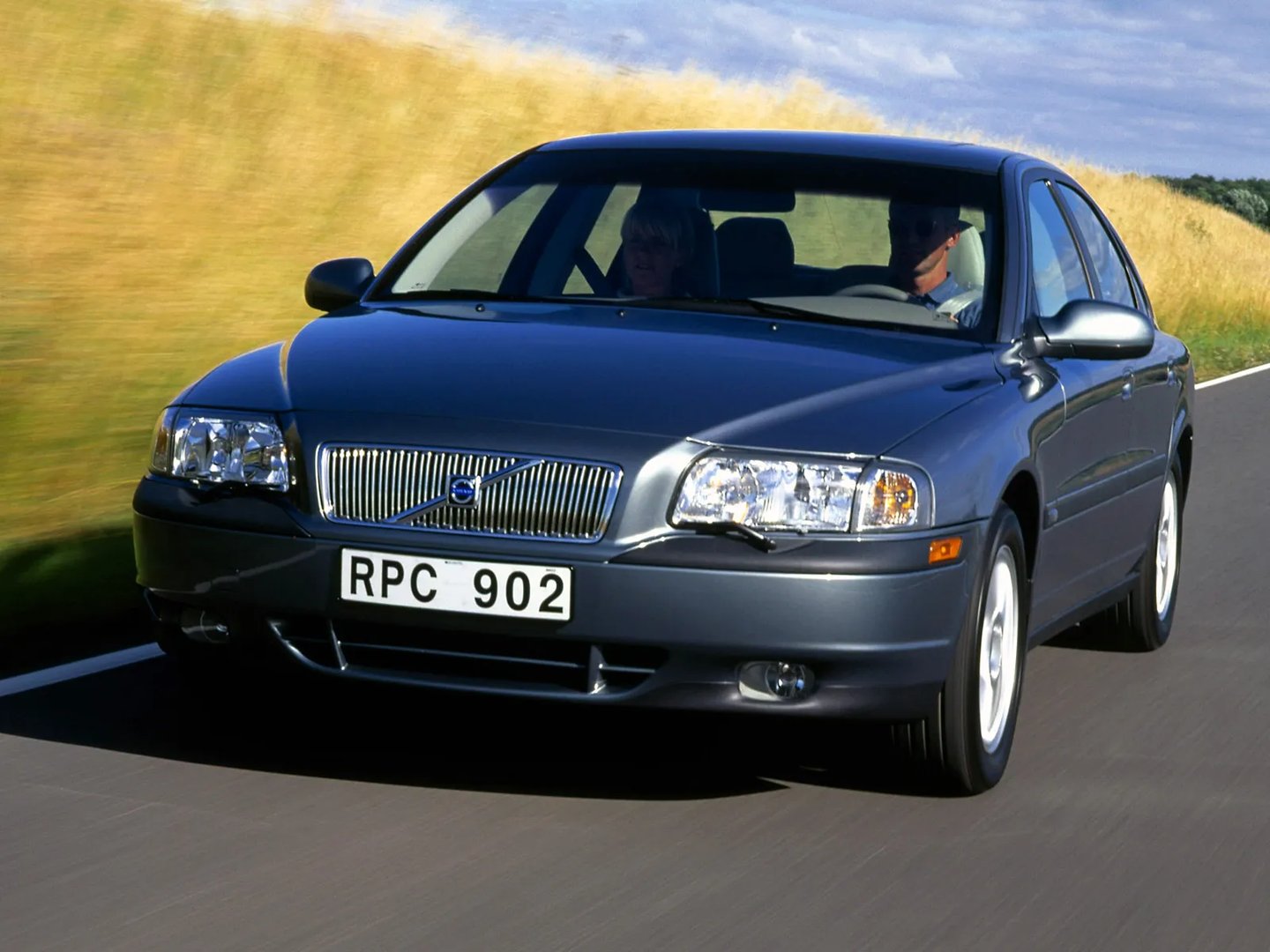Volvo_S80_1_generation__Sedan__5.jpg