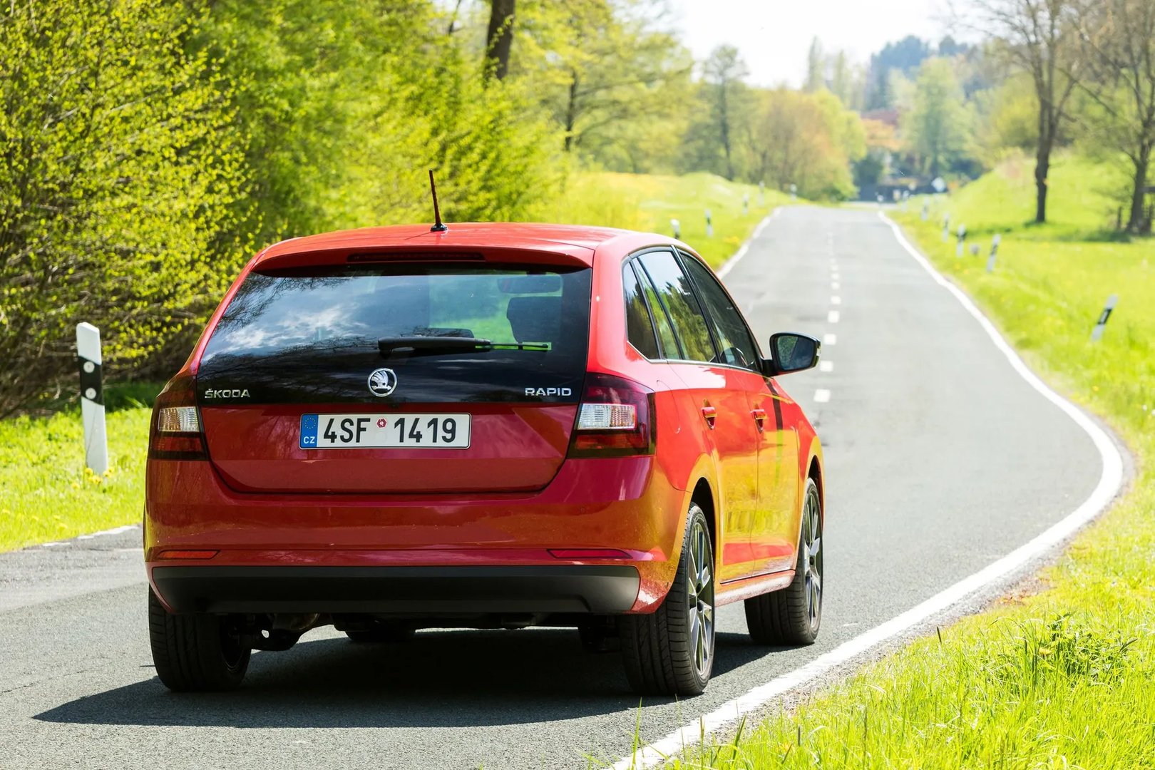 Skoda_Rapid_1_generation_restyling__Estate_5-door__2.jpg