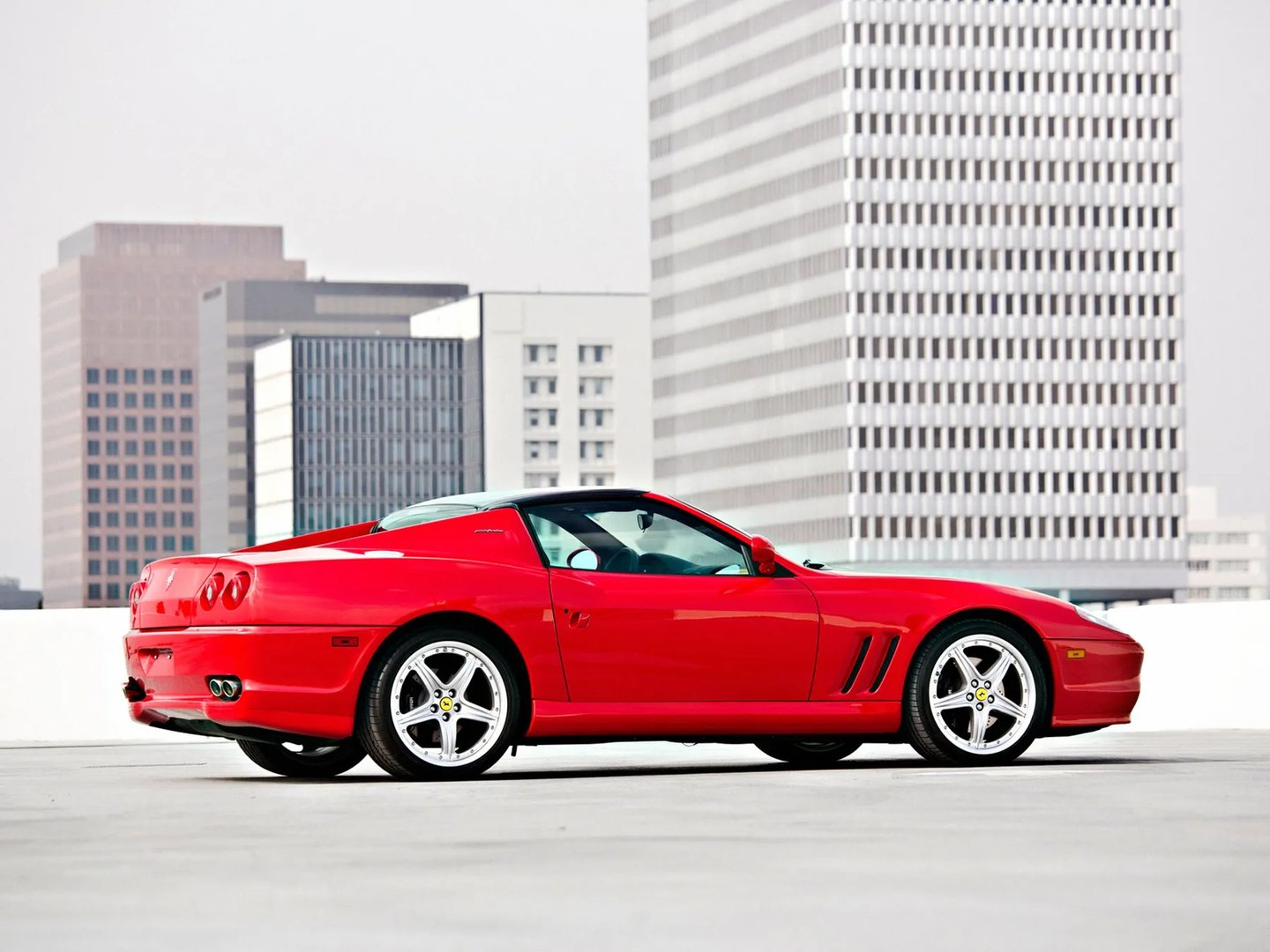 Ferrari_575M_1_generation__Roadster__12.jpg