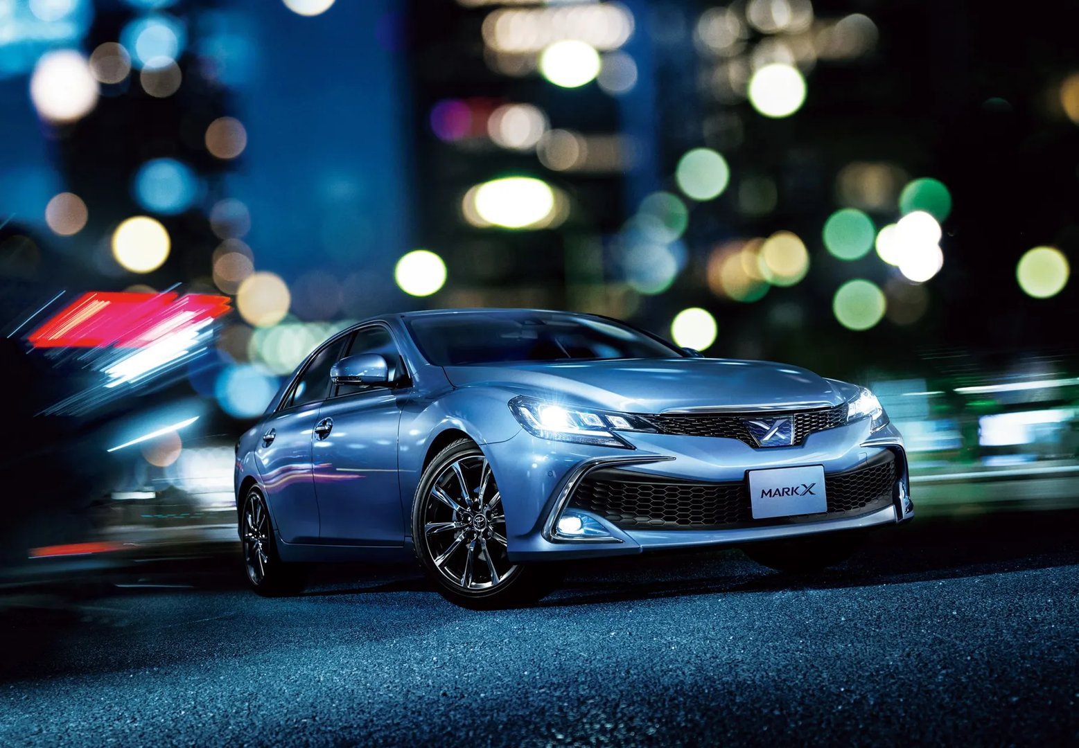 Toyota_Mark_X_2_generation_restyling__Sedan__4.jpg