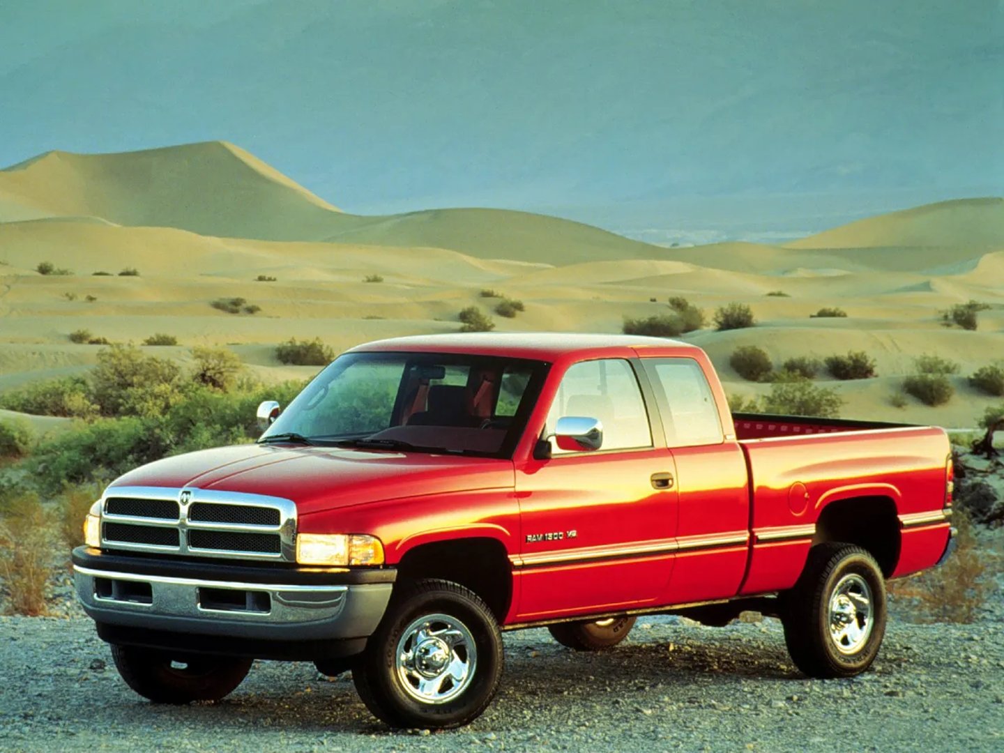 Dodge_RAM_2_generation__Pickup_1.5-cab__4.jpg