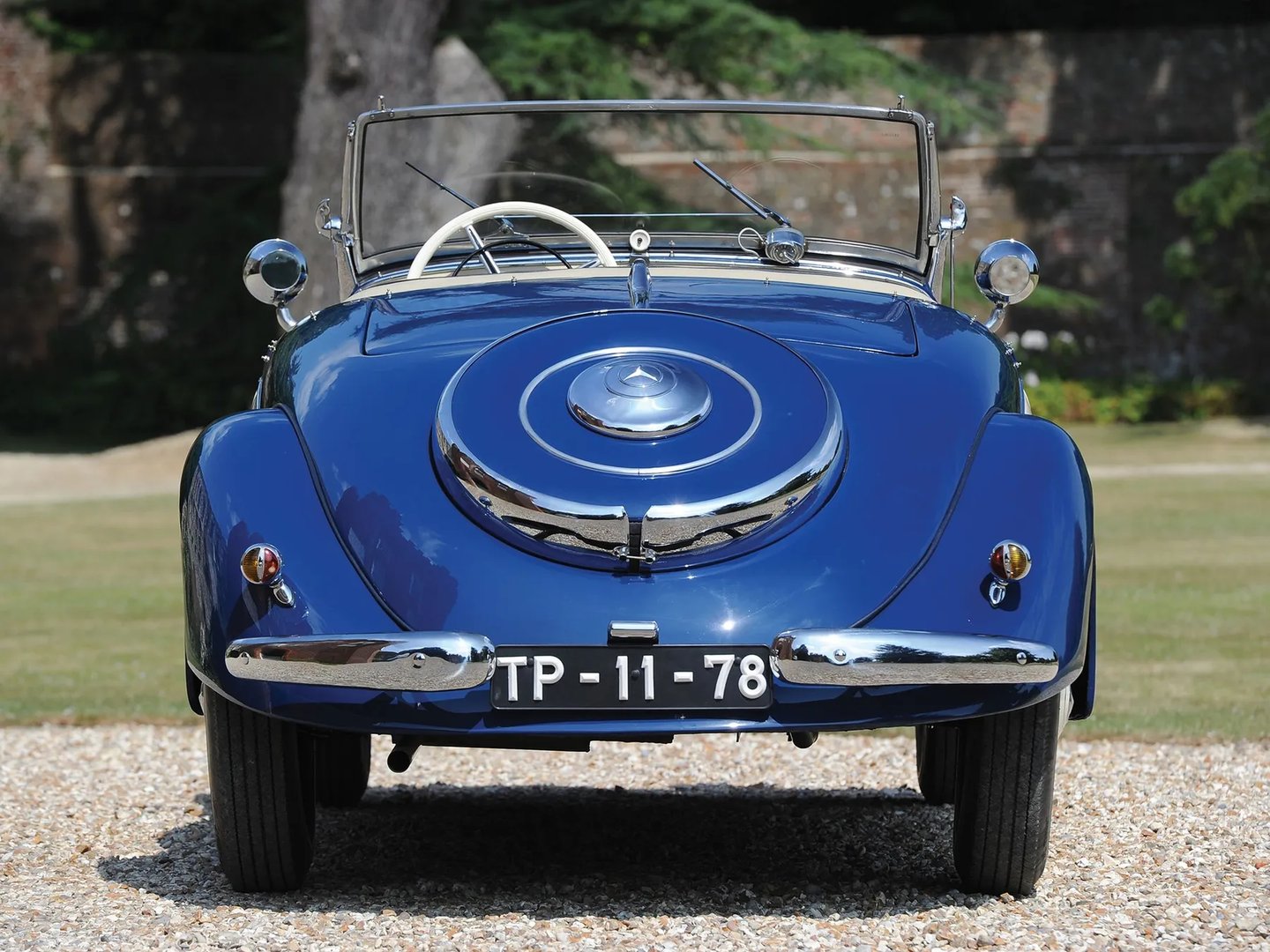 Mercedes_W136_1_generation__Roadster__5.jpg