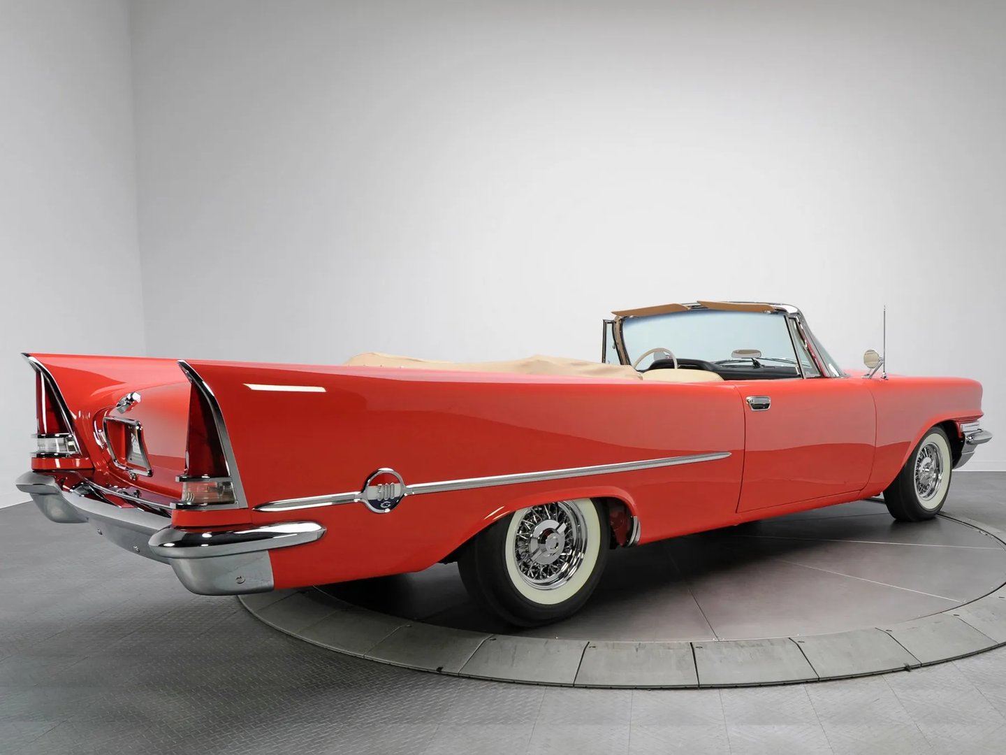 Chrysler_300_Letter_Series_3_generation__Cabrio__2.jpg