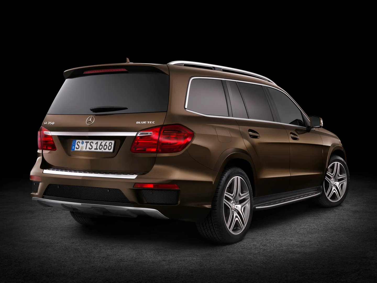 Mercedes_GL-Class_2_generation__SUV_5-doors__12.jpg