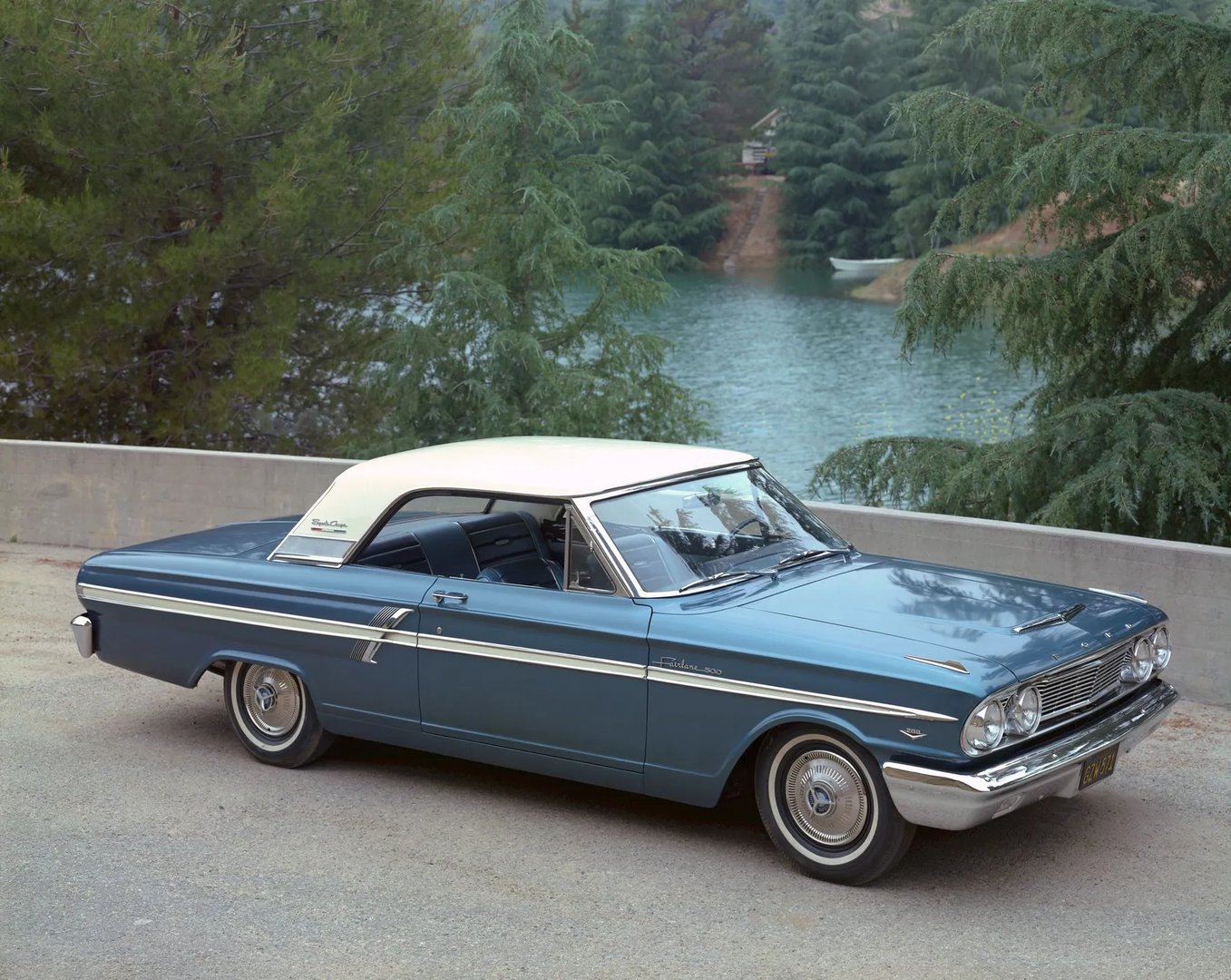 Ford_Fairlane_4_generation__Coupe_Hardtop__6.jpg