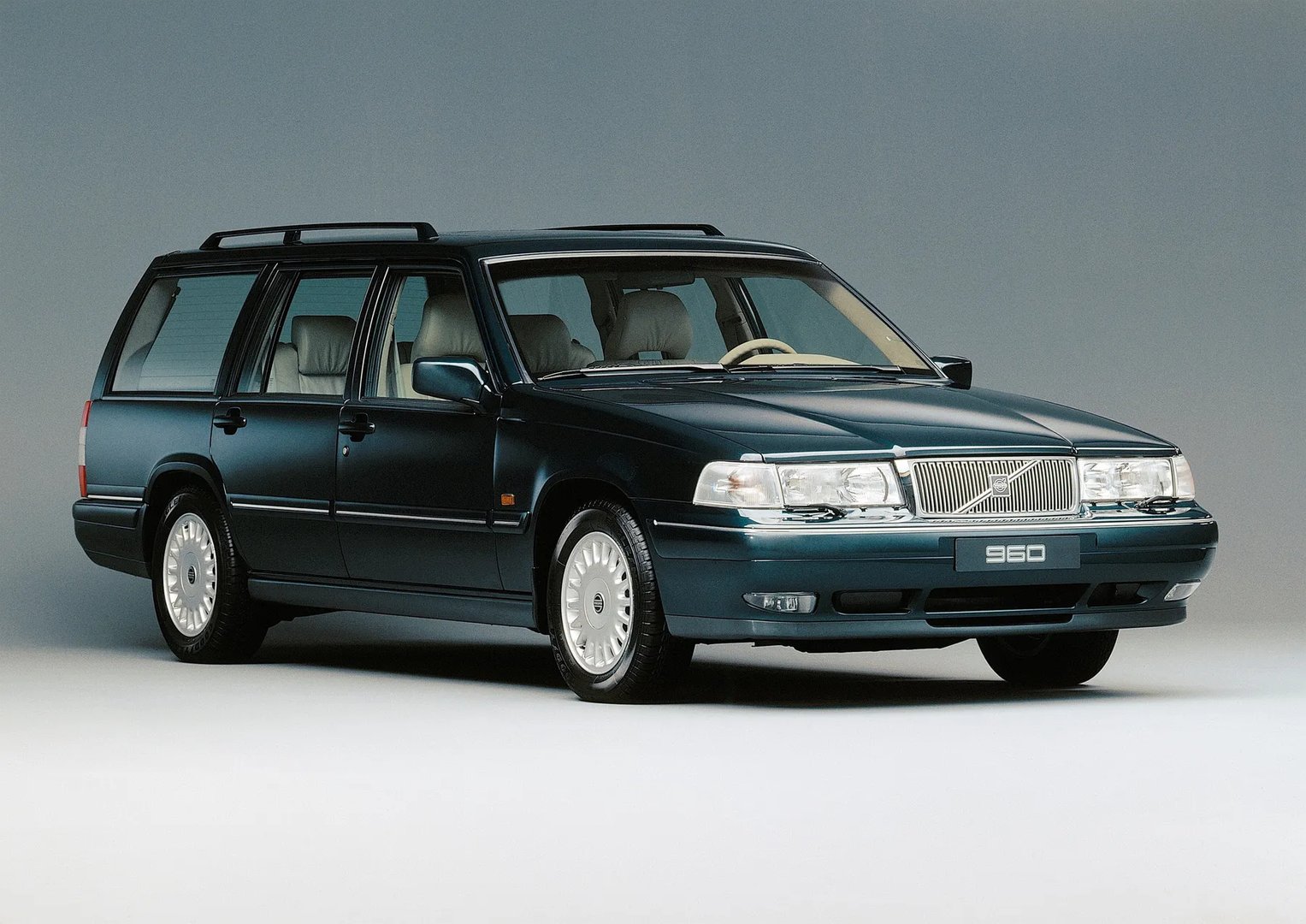1 generation, restyling 