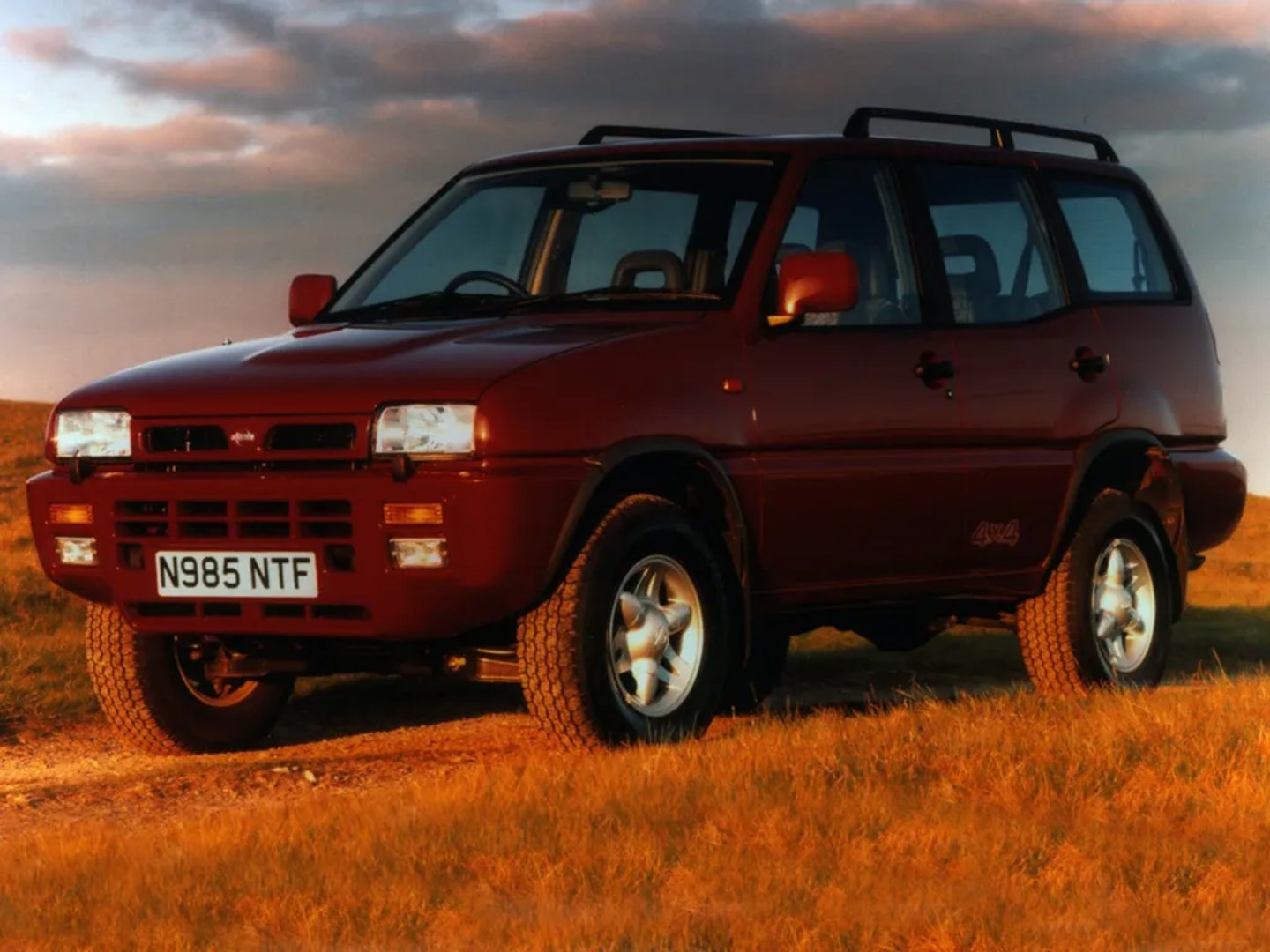 Nissan_Terrano_2_generation__SUV_5-doors__1.jpg
