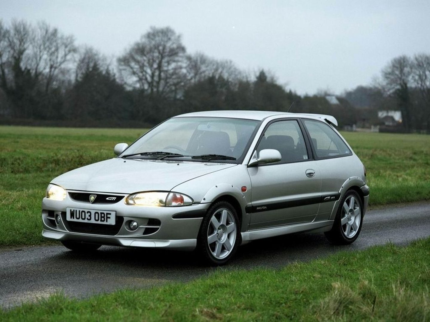 proton_Satria_1_generation__Hatchback_3-door__3.jpg