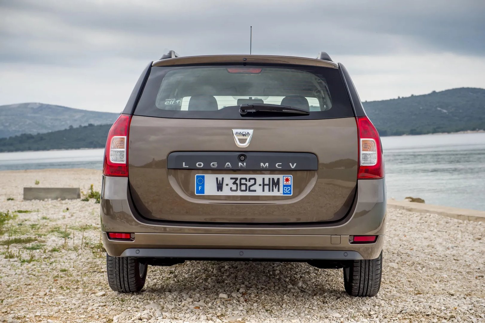 Dacia_Logan_MCV_2_generation_restyling__Estate_5-door__3.jpg