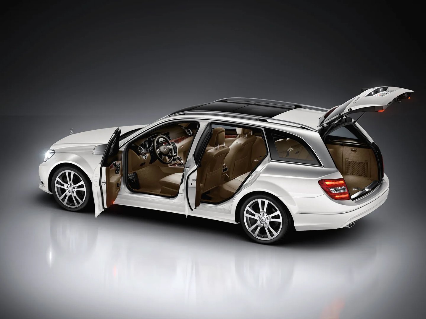 Mercedes_C-Class_3_generation_restyling__Estate_5-door__5.jpg