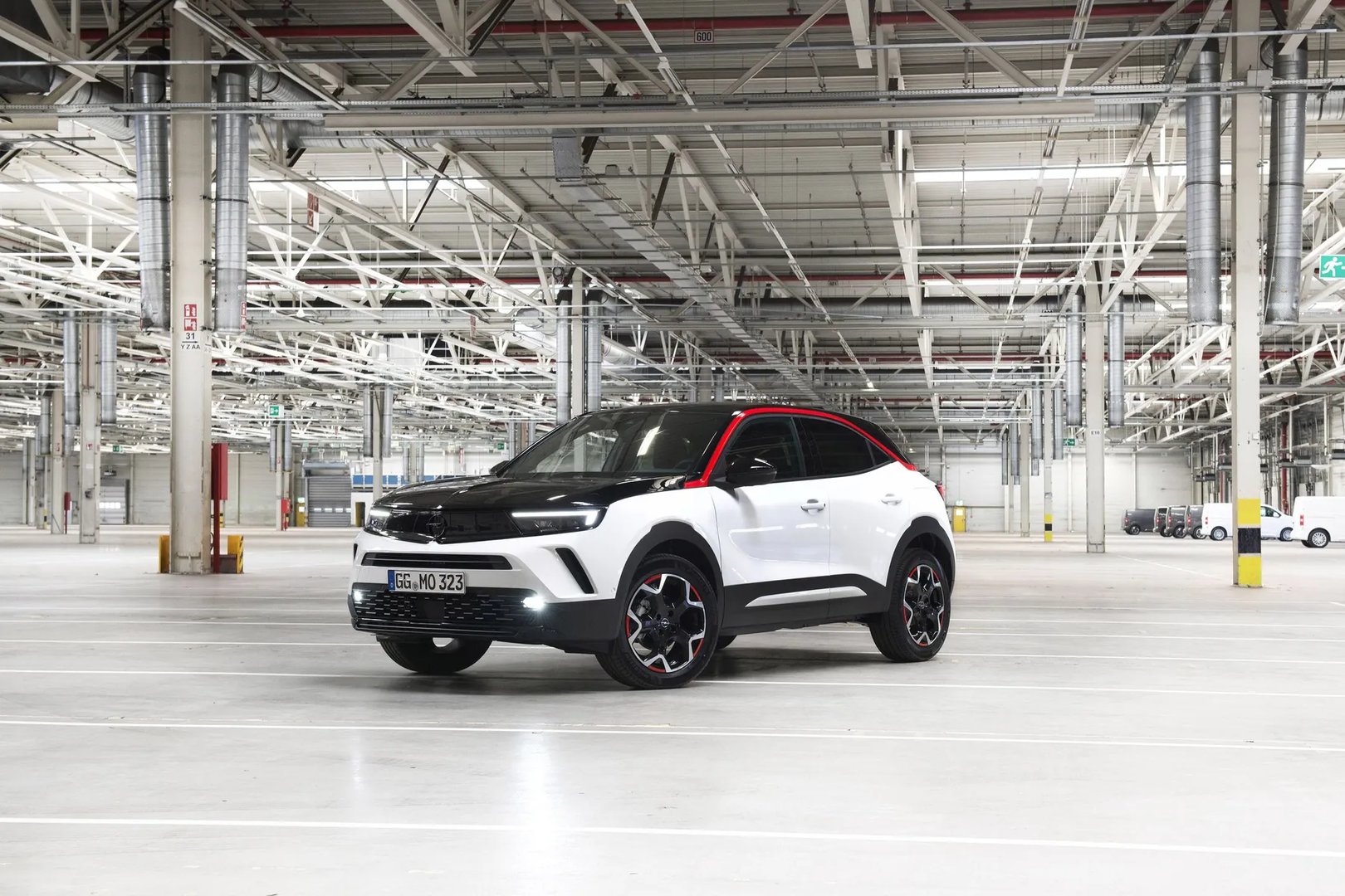 Opel_Mokka_2_generation__SUV_5-doors__6.jpg
