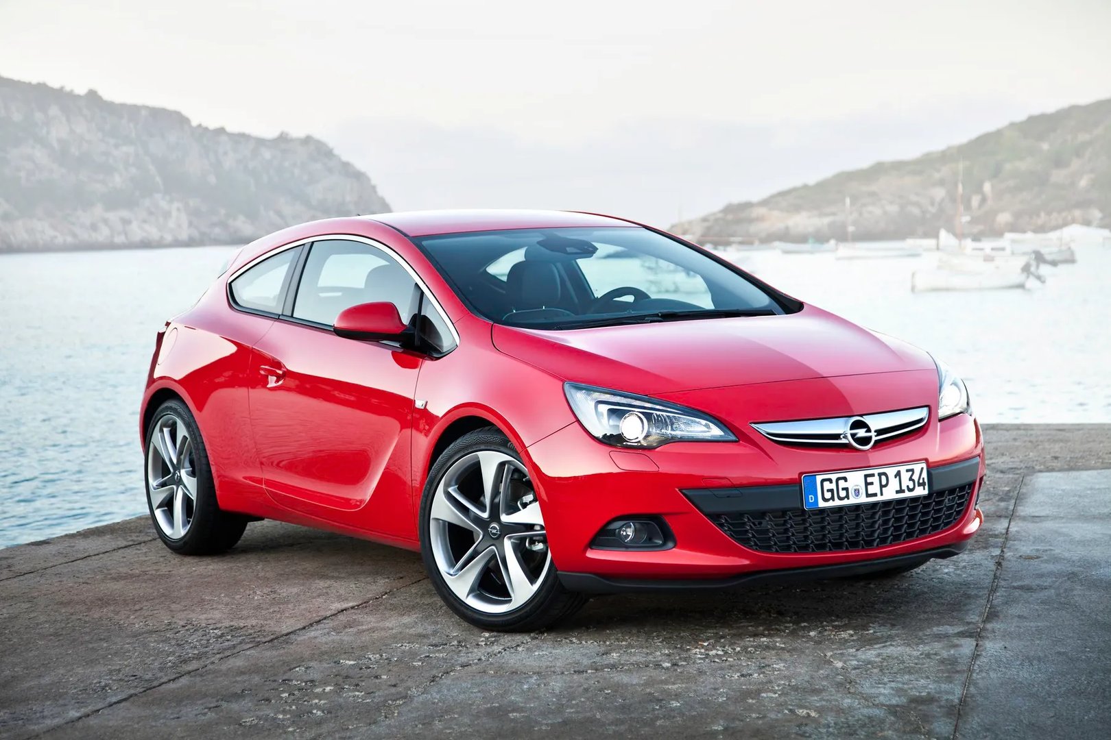 Opel_Astra_4_generation_restyling__Hatchback_3-door__2.jpg