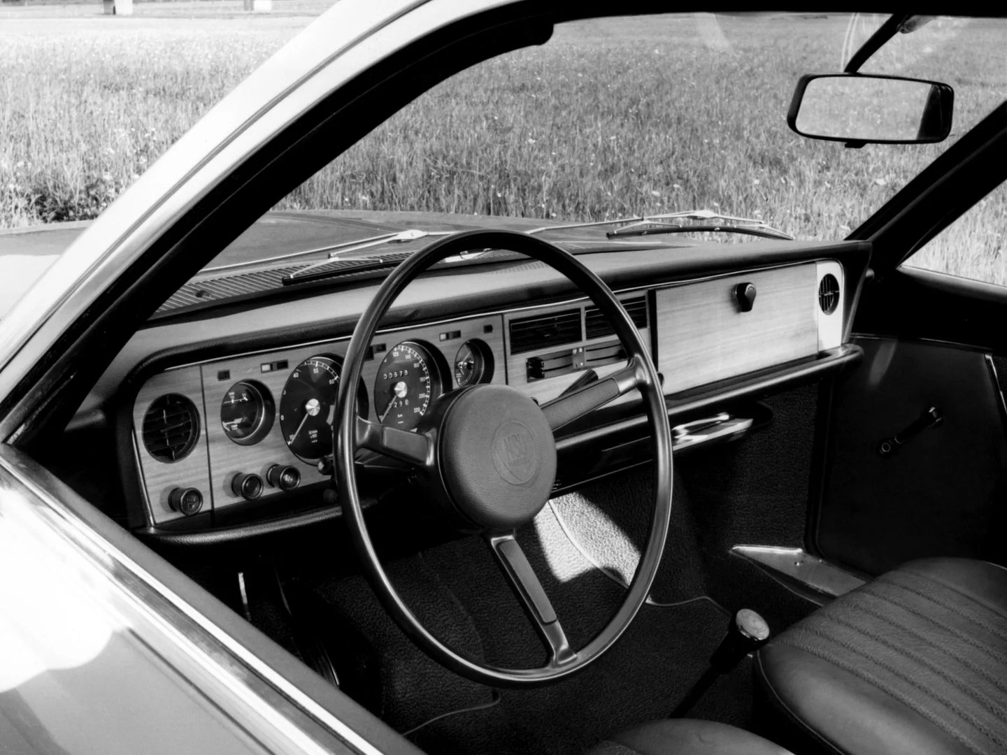 Audi_NSU_RO_80_1_generation__Sedan__9.jpg