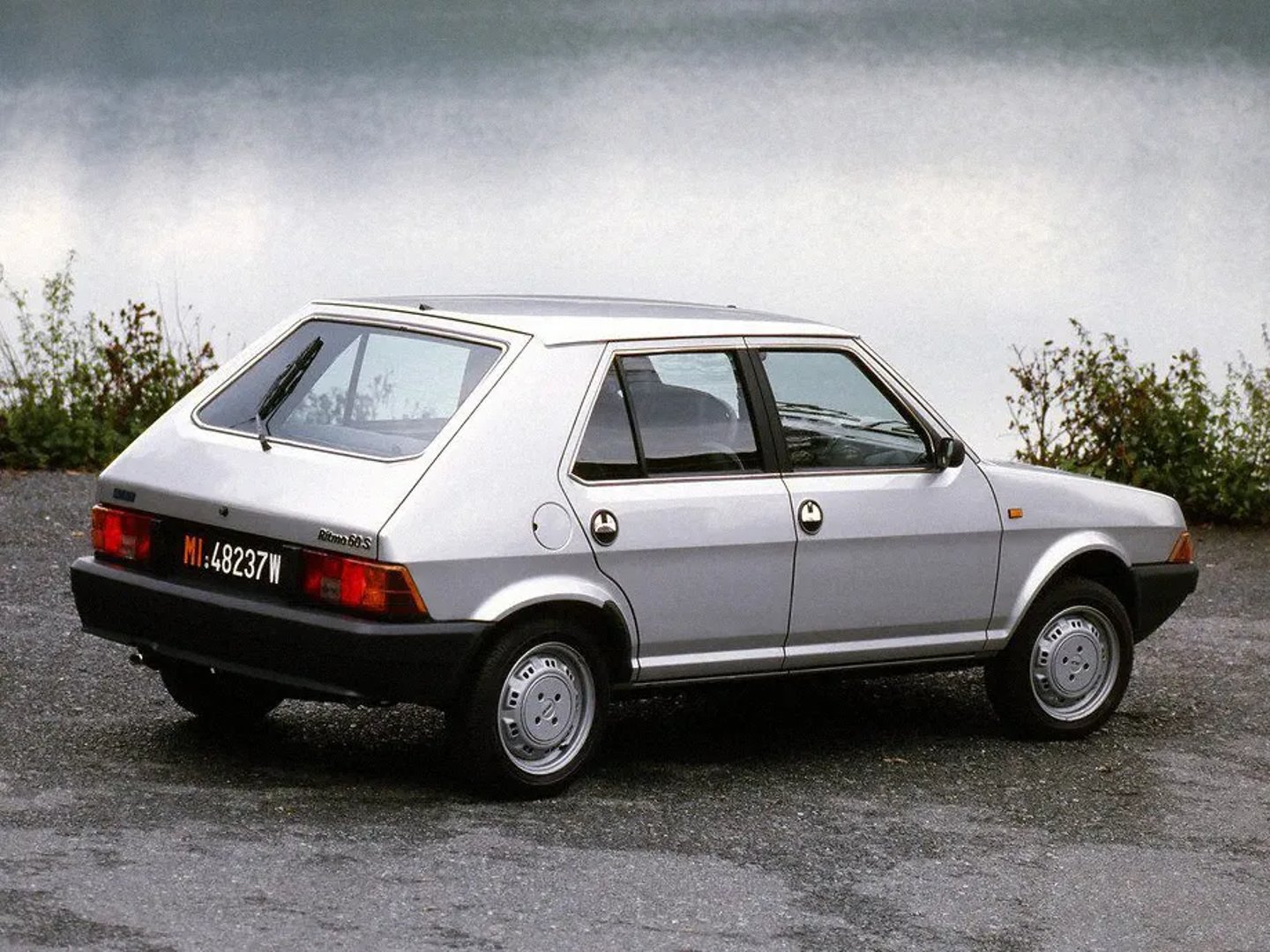 Fiat_Ritmo_1_generation_restyling__Mini_5-doors__8.jpg