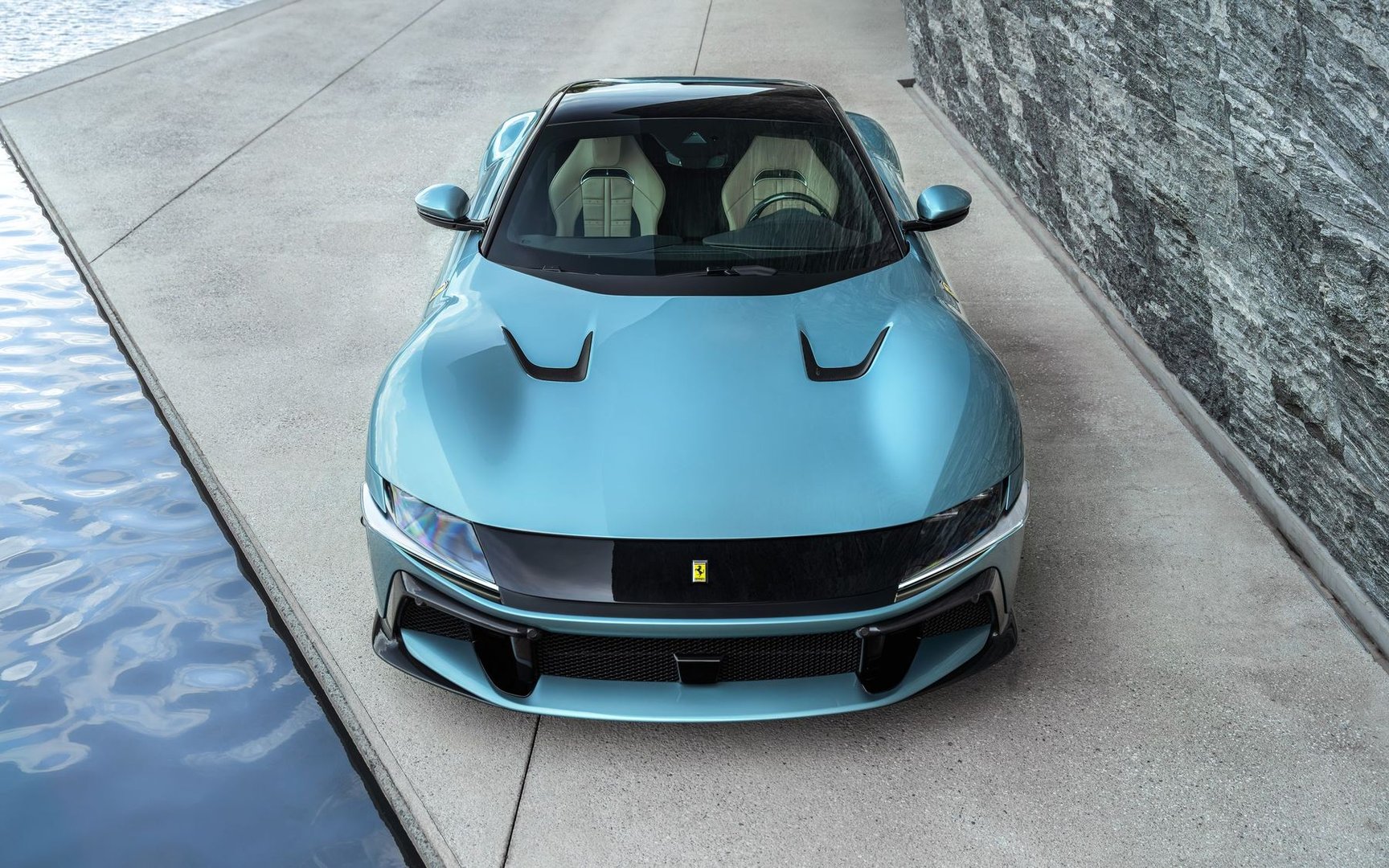 ferrari_12Cilindri_1_generation__Coupe__4.jpg
