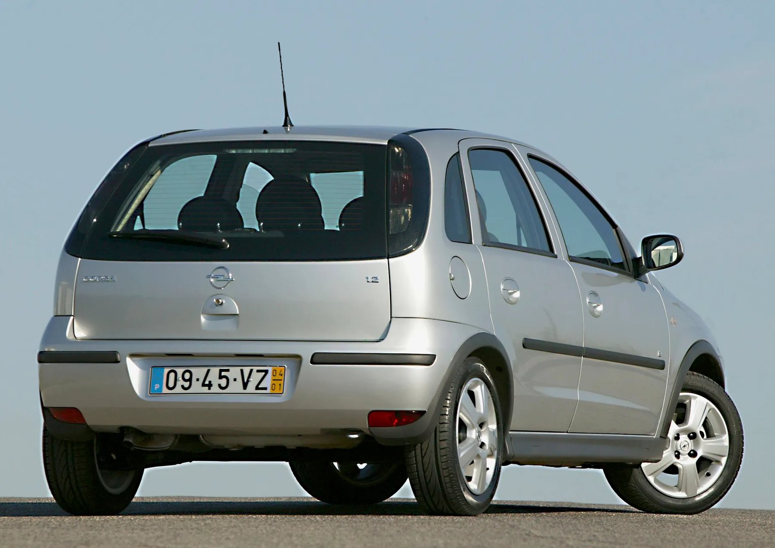 Opel_Corsa_3_generation_restyling__Mini_5-doors__1.jpg