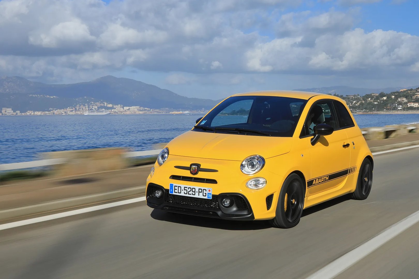 abarth_595_1_generation_restyling__Mini_3-doors__8.jpg