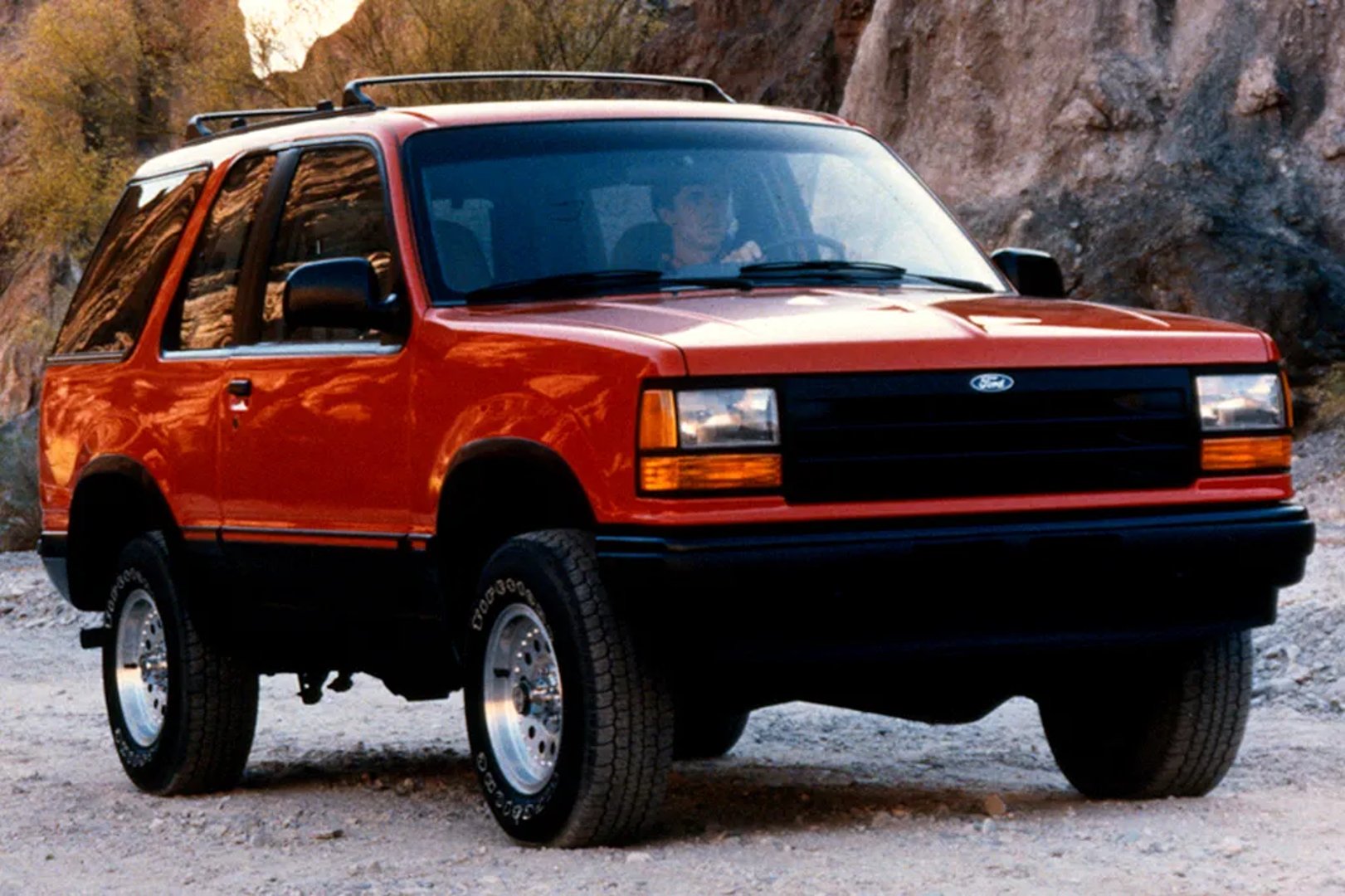 UN46  SUV 3-doors