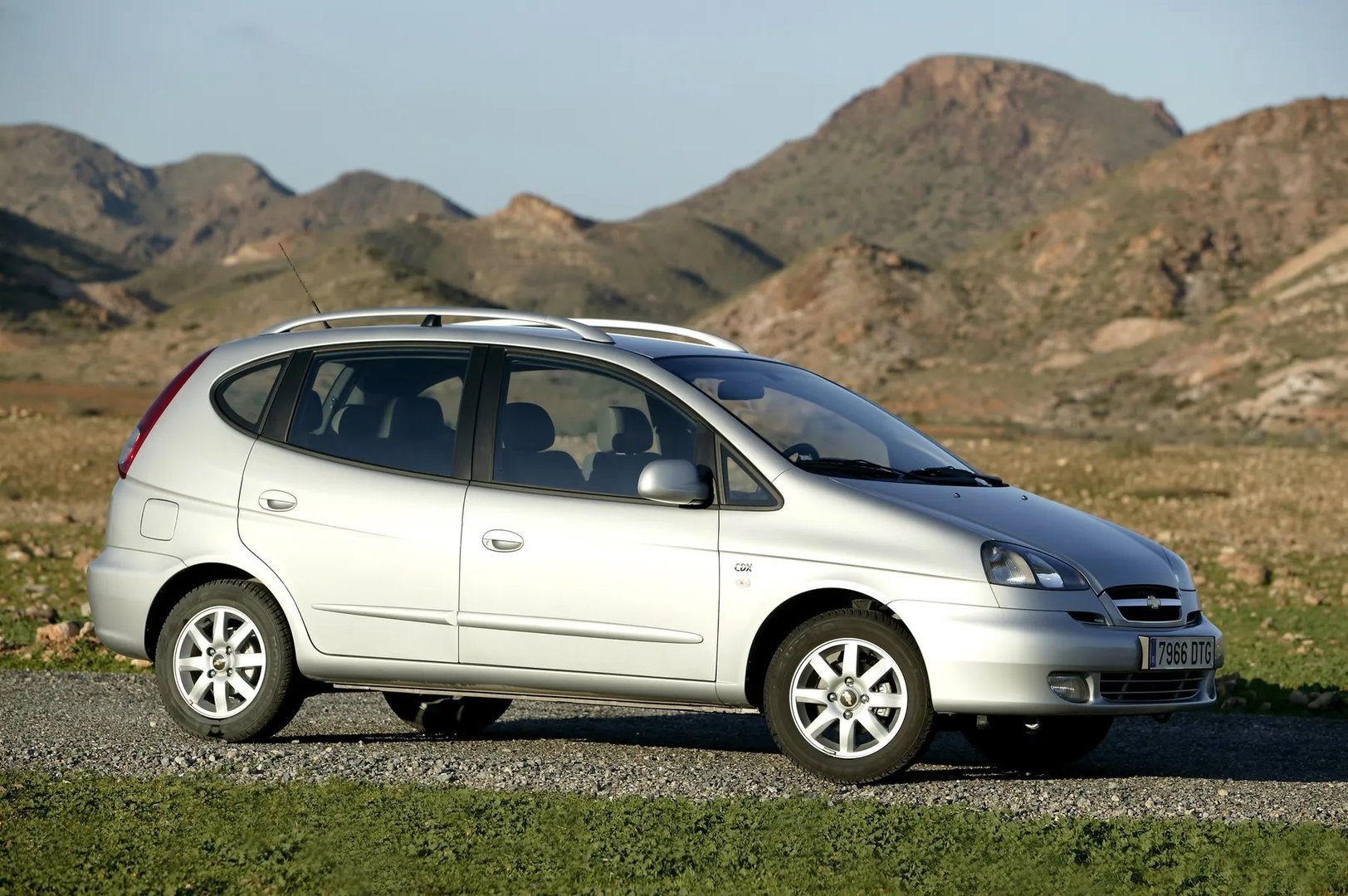 Chevrolet_Tacuma_1_generation__Compact_Van__5.jpg