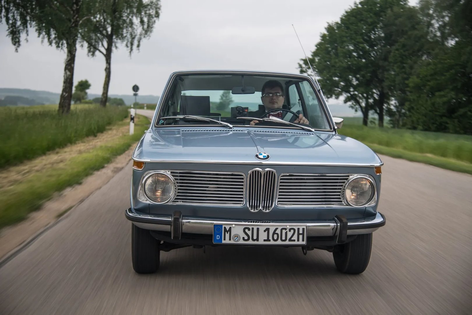 BMW_02_(E10)_1_generation__Hatchback_3-door__8.jpg