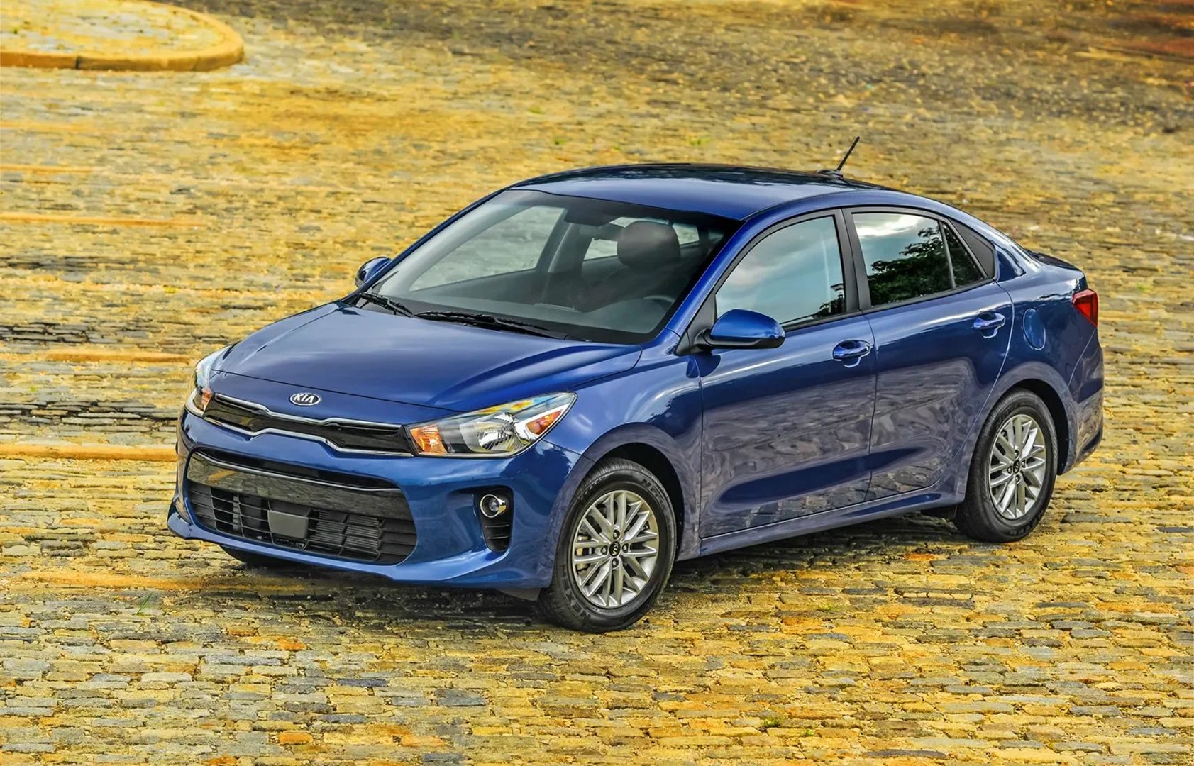 Kia_Rio_4_generation__Sedan__2.jpg