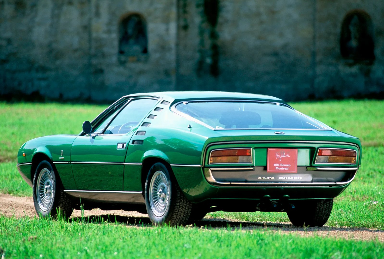 Alfa Romeo_Montreal_1_generation__Coupe__1.jpg