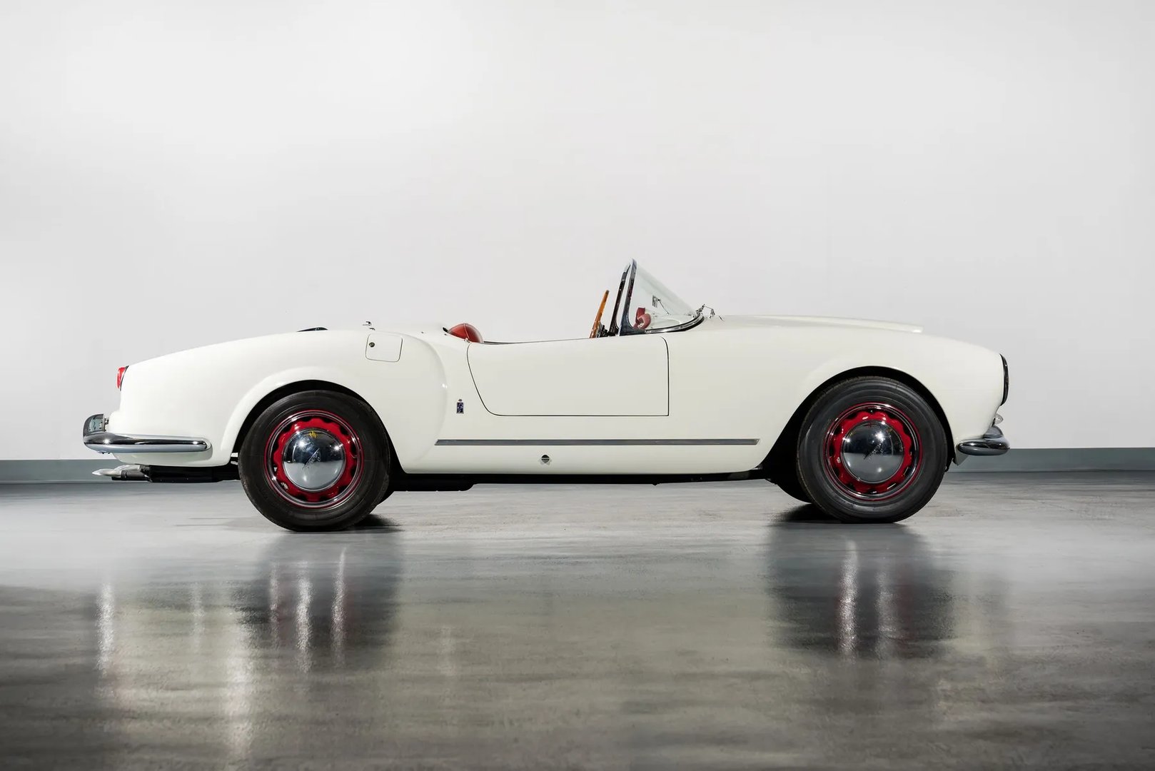 Lancia_Aurelia_1_generation__Roadster__4.jpg