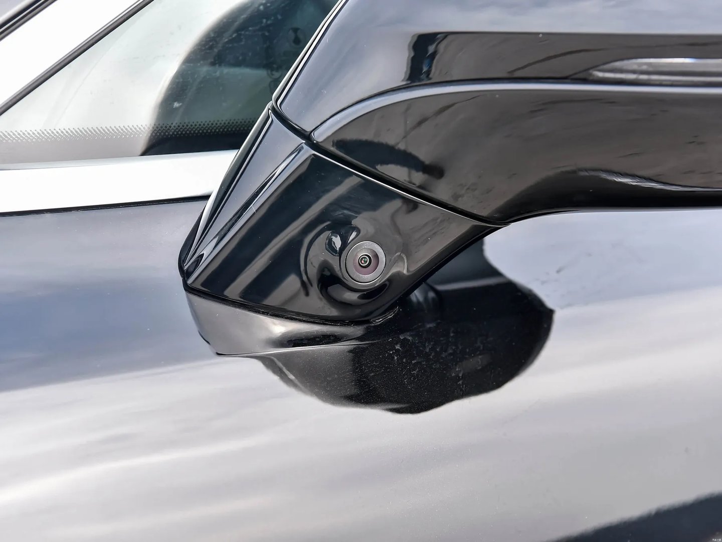denza_Z9_1_generation__Sedan__12.jpg