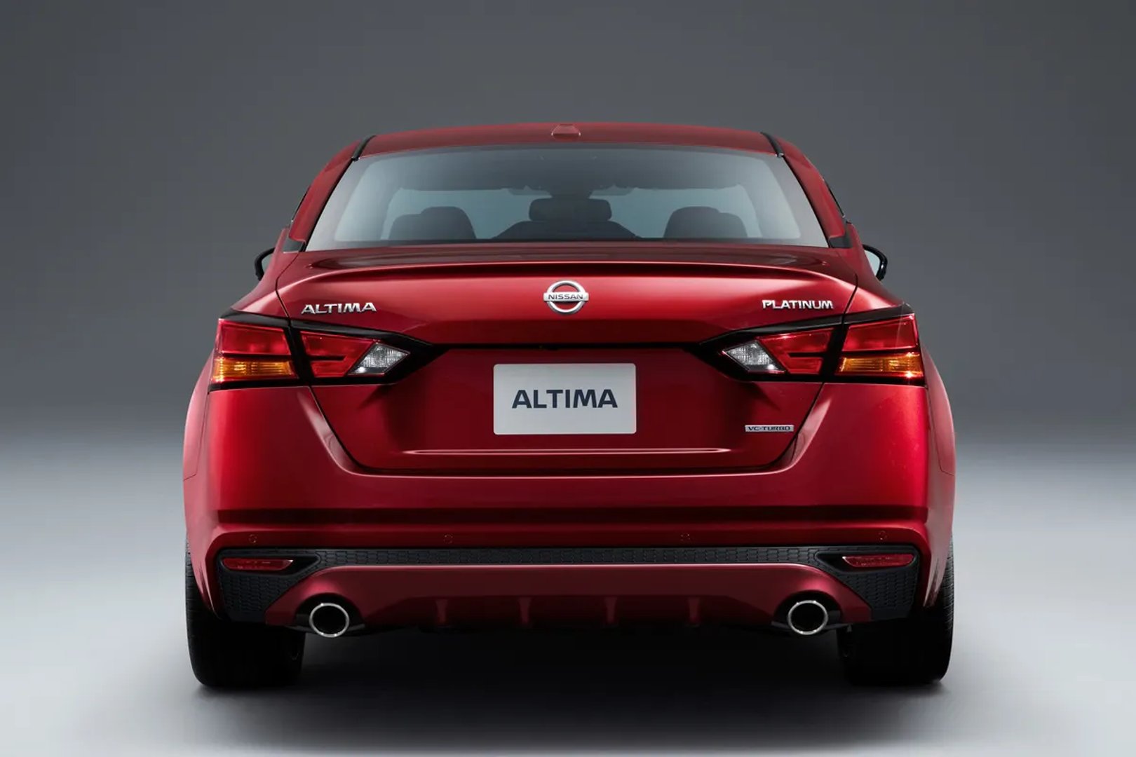 Nissan_Altima_6_generation__Sedan__6.jpg