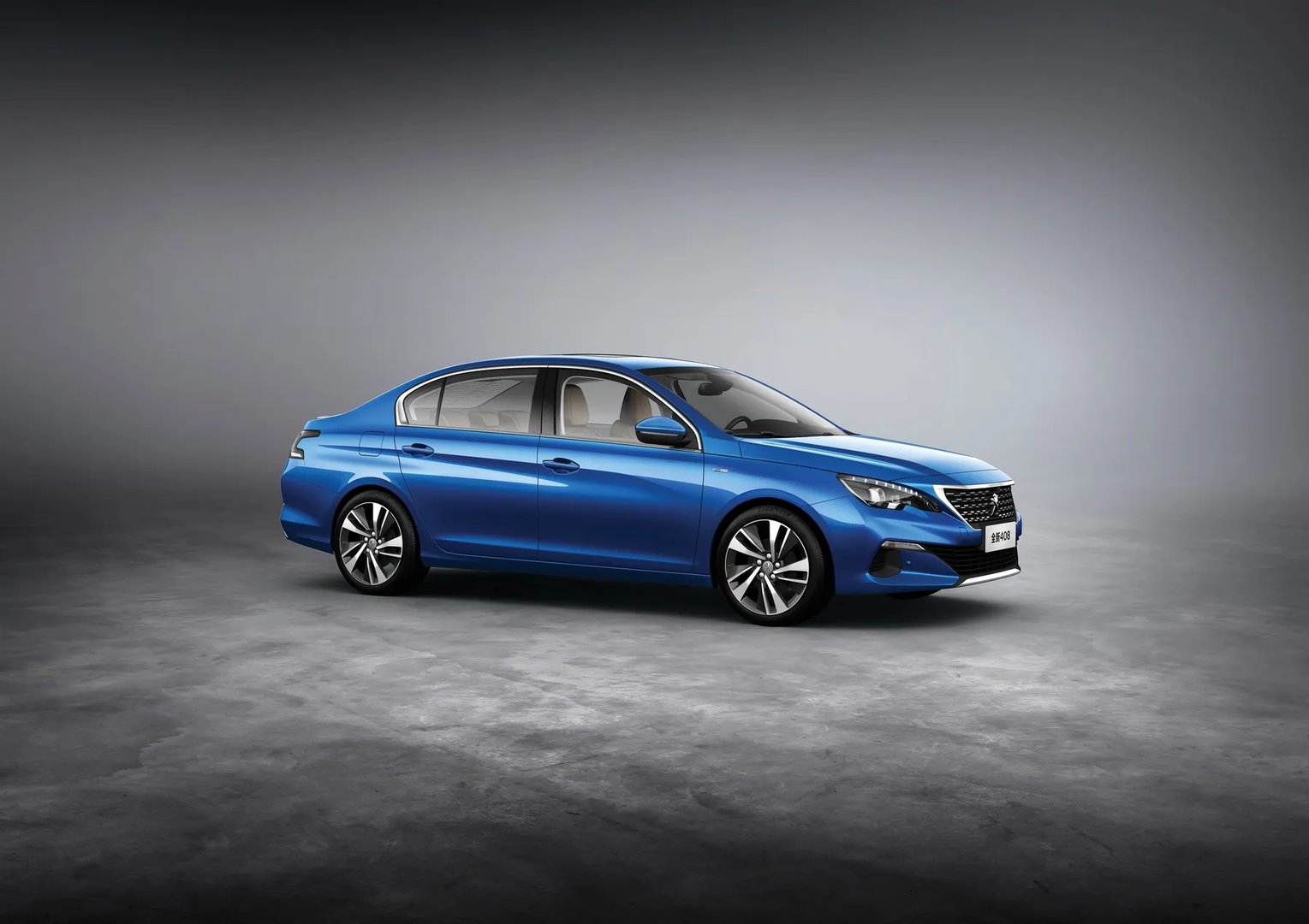 1 generation, restyling 