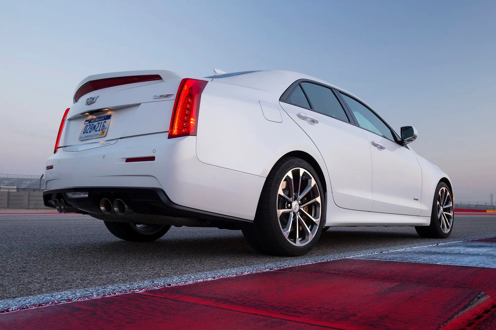 Cadillac_ATS-V_1_generation__Sedan__5.jpg