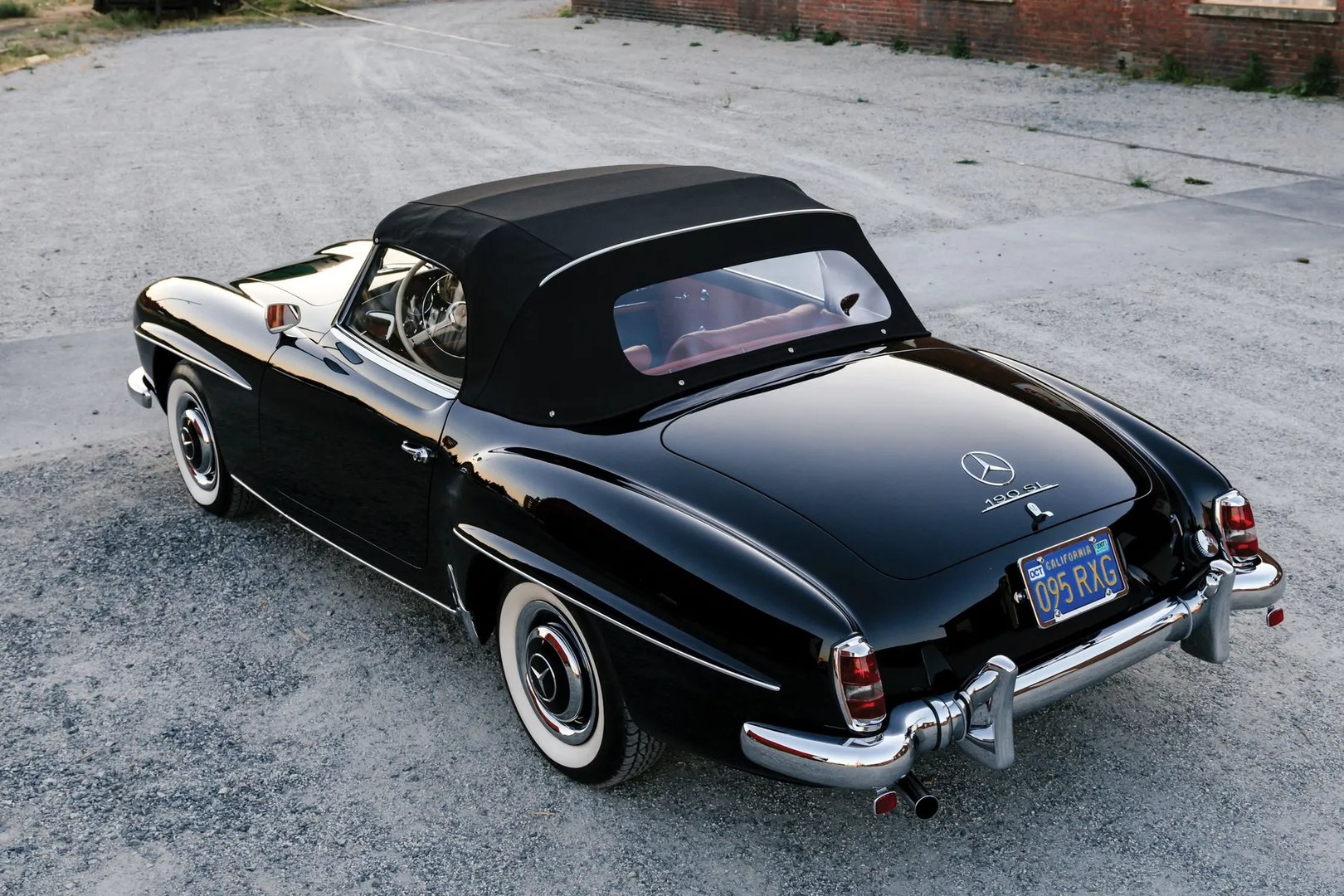 Mercedes_SL-Class_1_generation__Cabrio__3.jpg