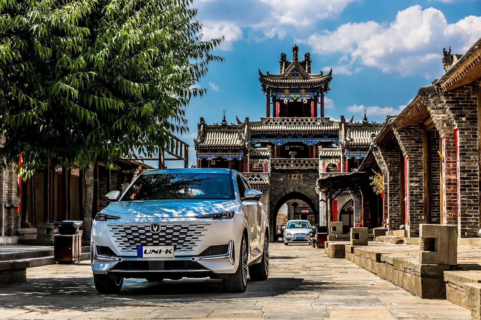 Changan_Uni-K_1_generation__SUV_5-doors__9.jpg