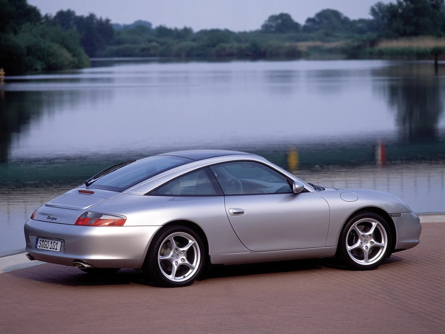 Porsche_911_5_generation_restyling__Targa__13.jpg