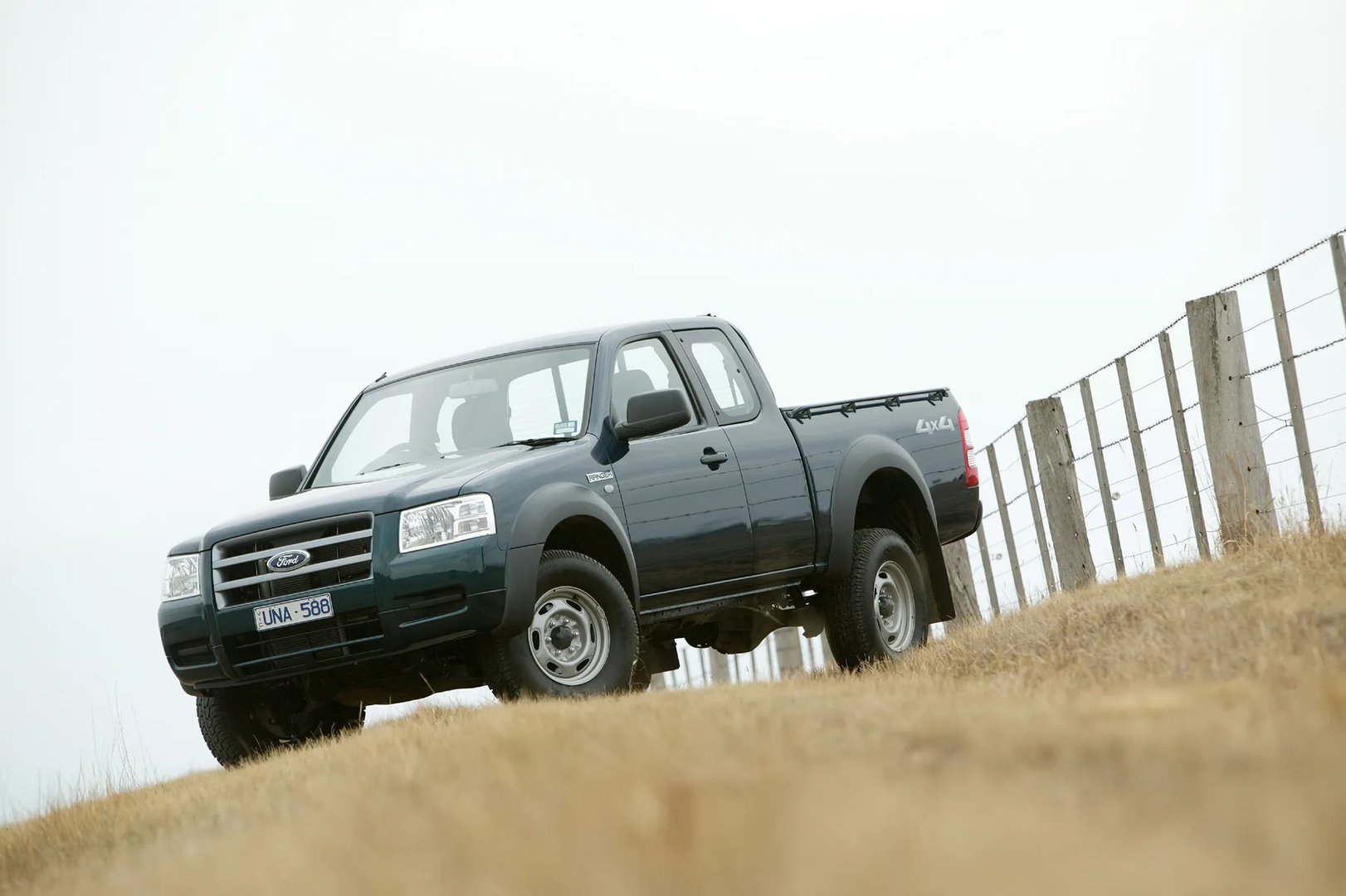 Ford_Ranger_2_generation__Pickup_1.5-cab__7.jpg