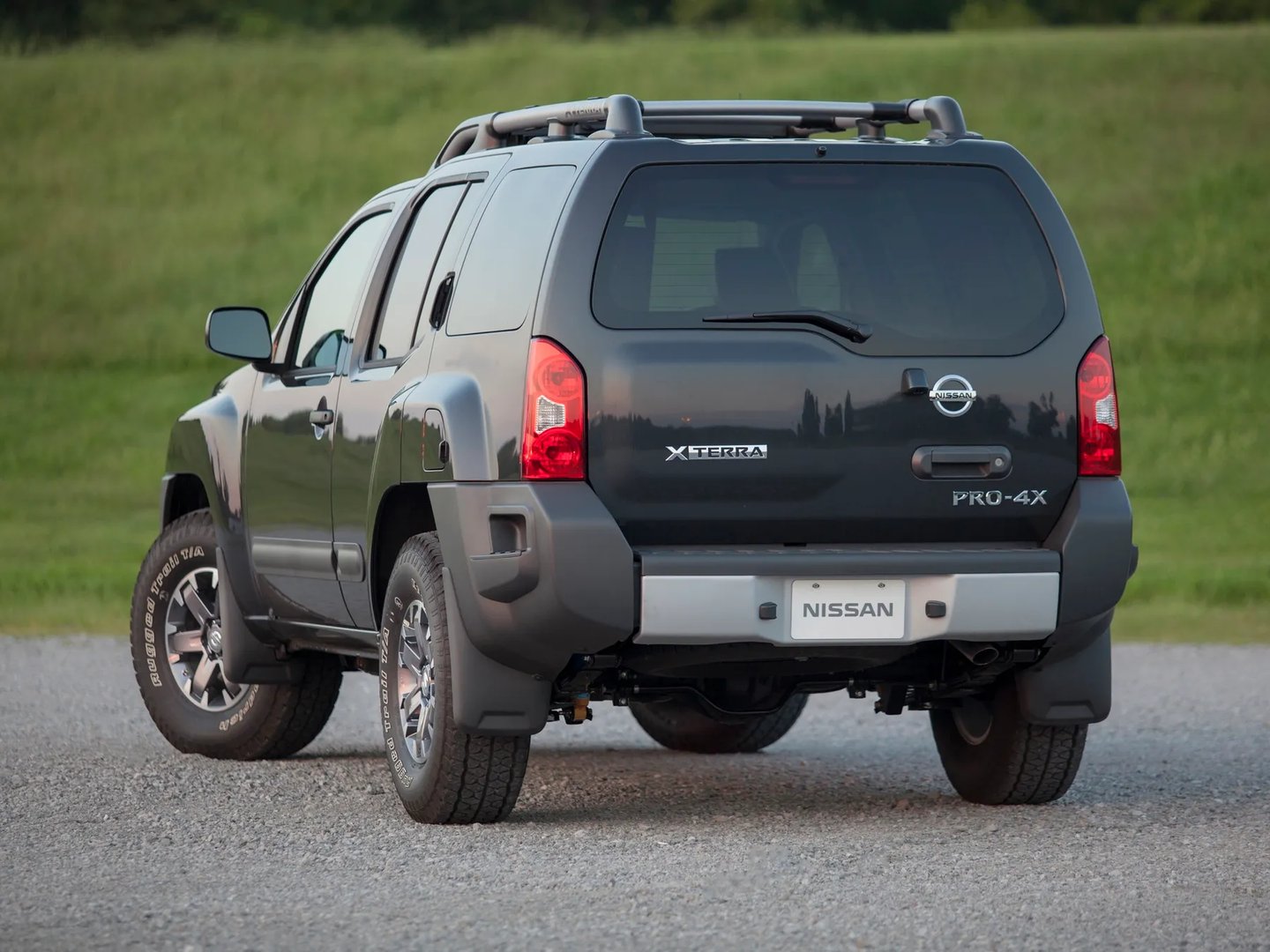 Nissan_Xterra_2_generation_restyling__SUV_5-doors__2.jpg
