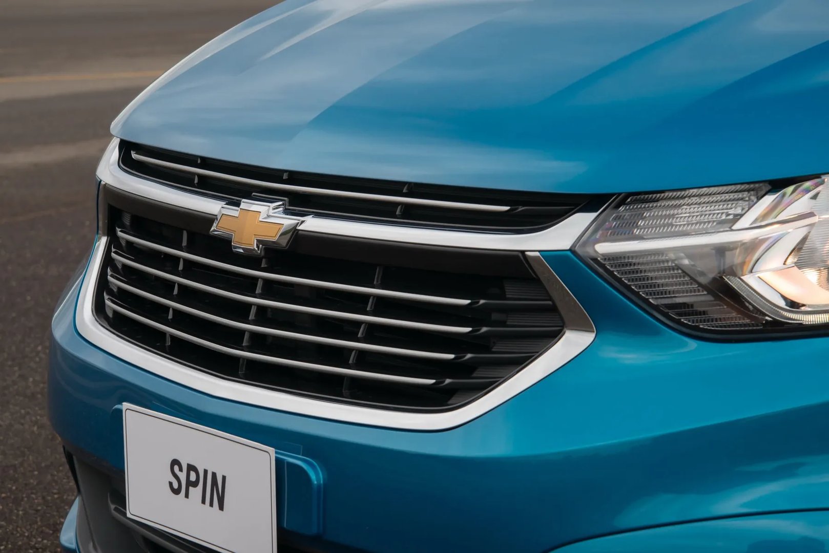 Chevrolet_Spin_1_generation_restyling_1__Minivan__12.jpg