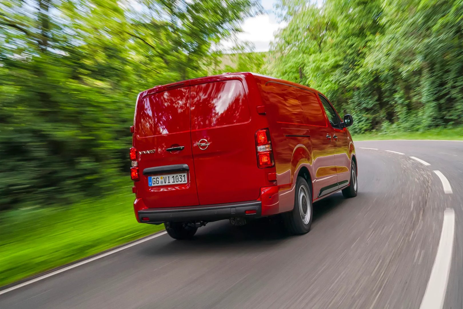 Opel_Vivaro_3_generation__Van_Long__2.jpg