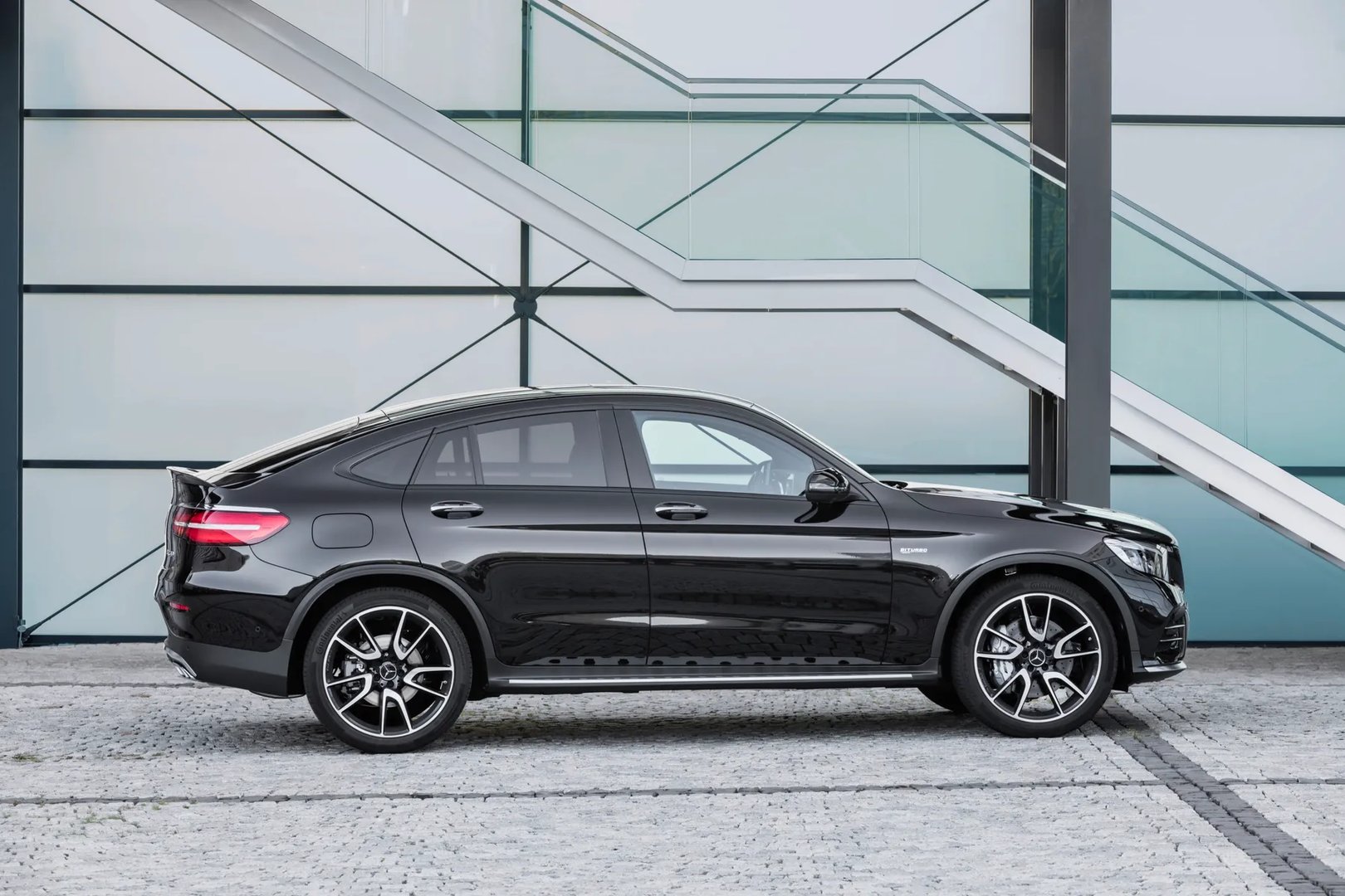 Mercedes_GLC_Coupe_AMG_1_generation__SUV_Coupe__3.jpg