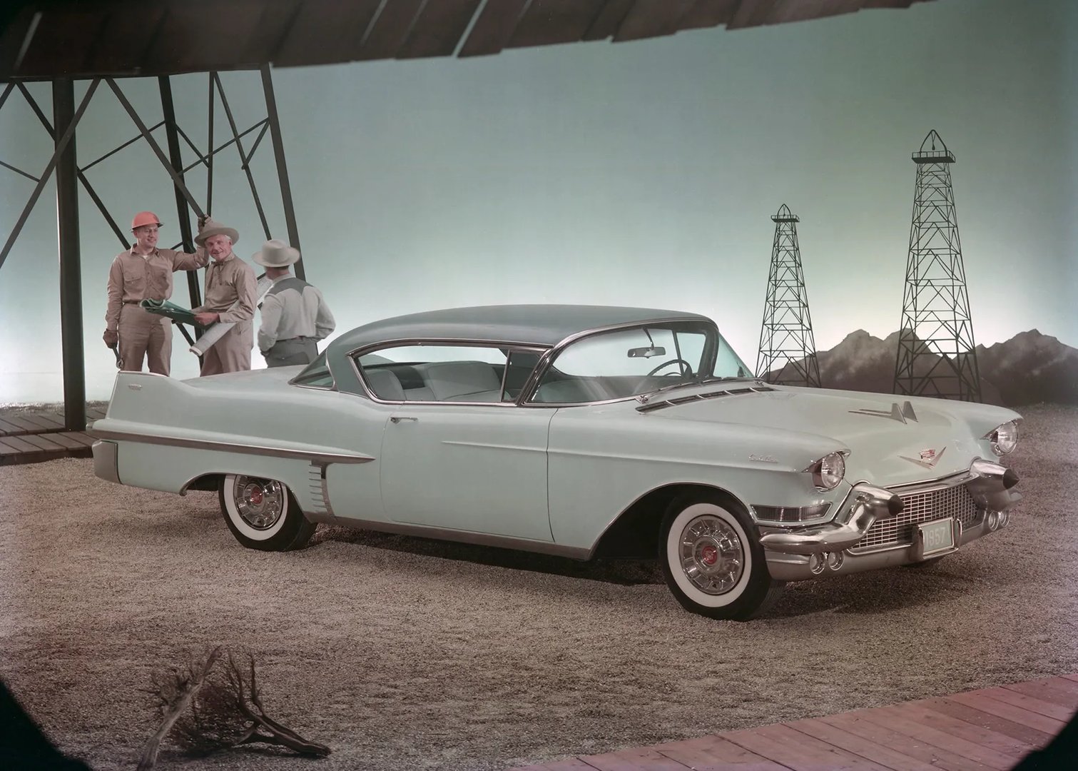 Cadillac_Series_62_5_generation__Coupe_Hardtop__11.jpg