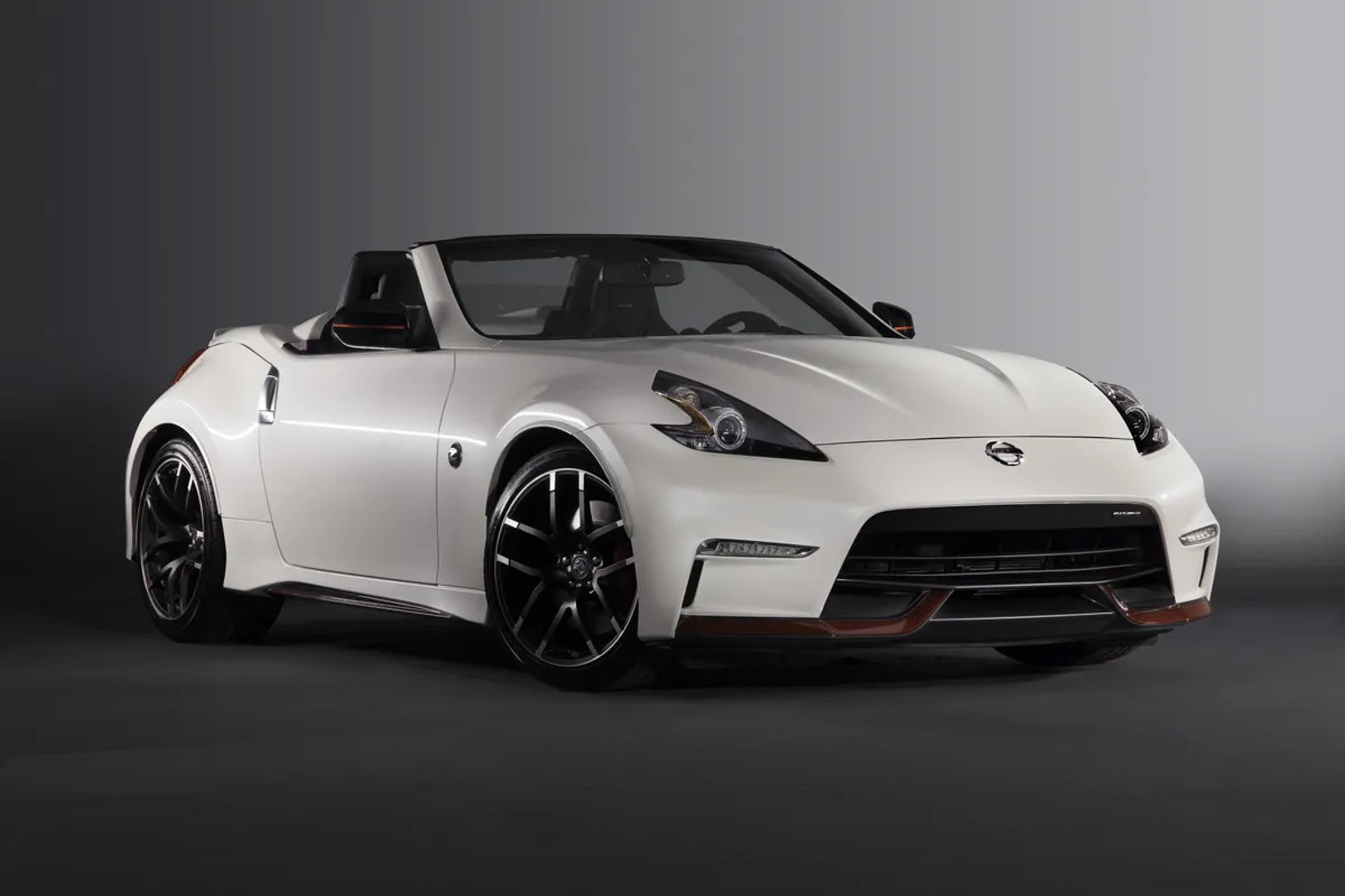 Nissan 370Z 1 generation, restyling  Roadster
