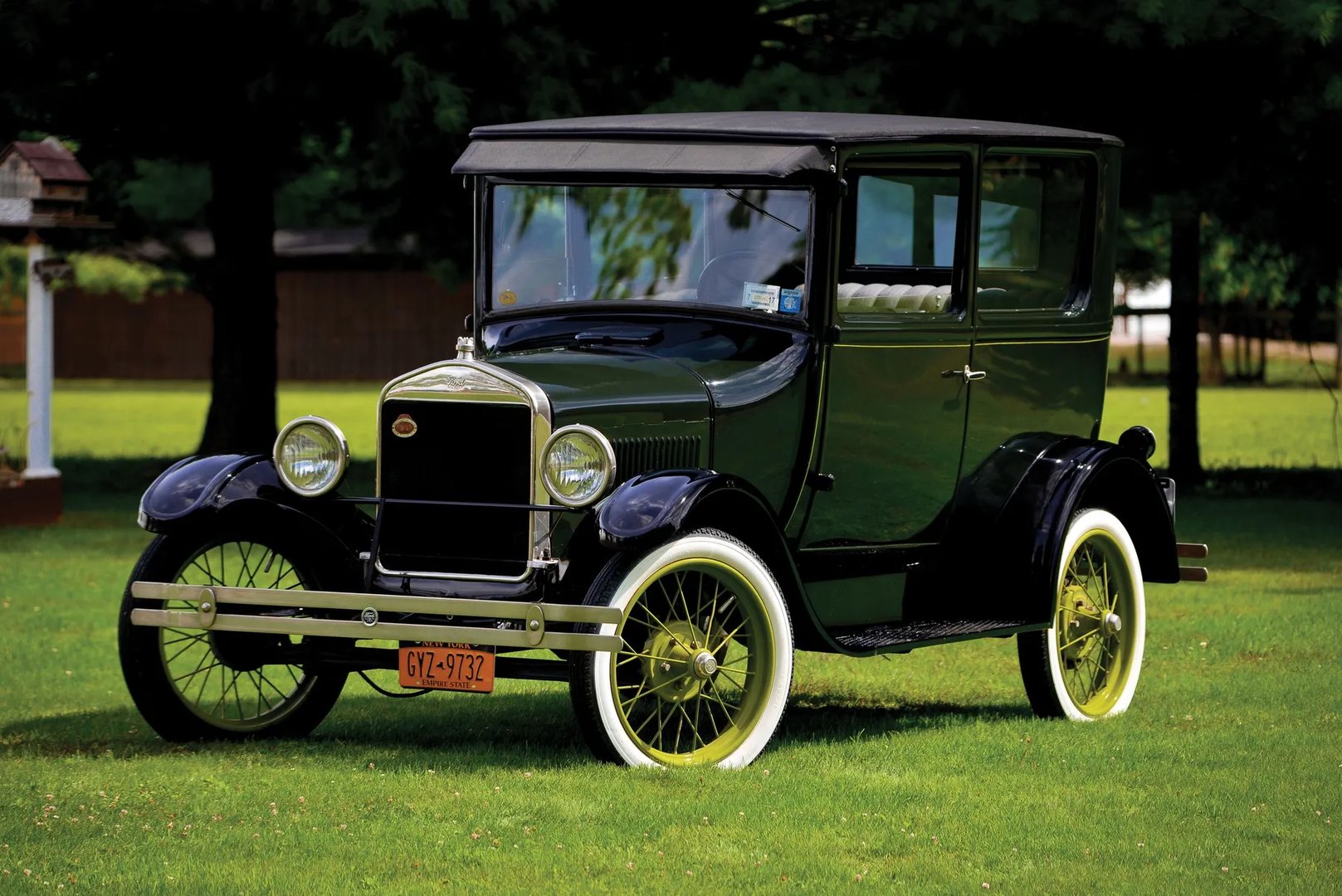 Ford Model T 1 generation  Sedan 2-doors