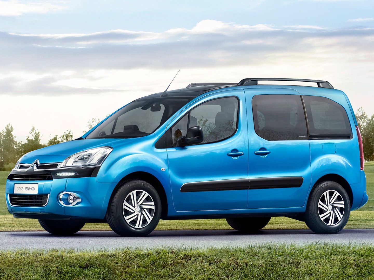 citroen_Berlingo_2_generation_restyling__Compact_Van__2.jpg