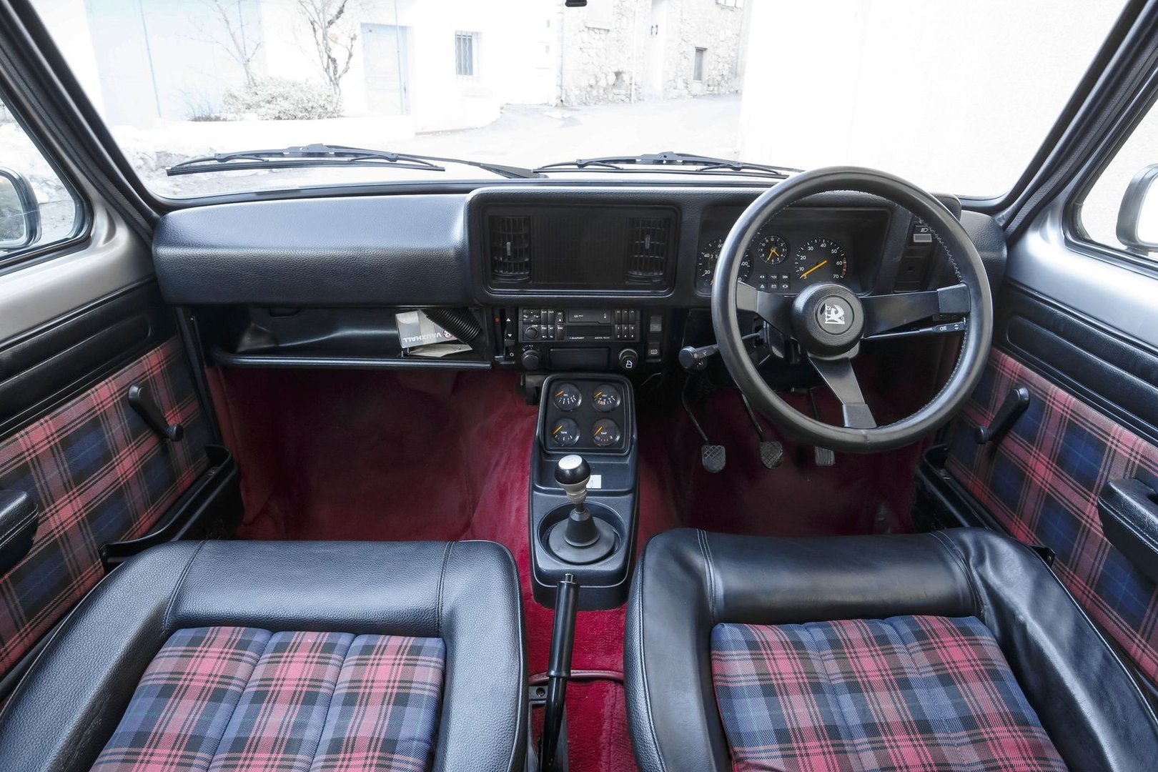vauxhall_Chevette_1_generation__Mini_3-doors__12.jpg