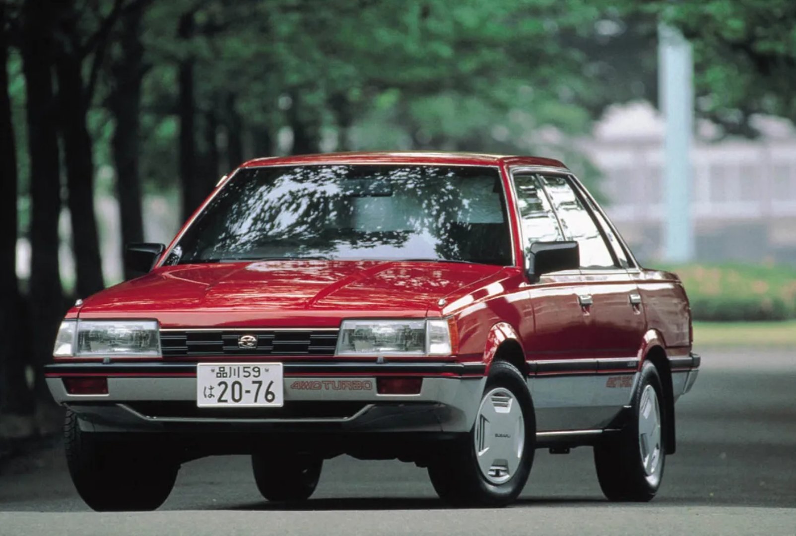 Subaru_Leone_3_generation__Sedan__1.jpg