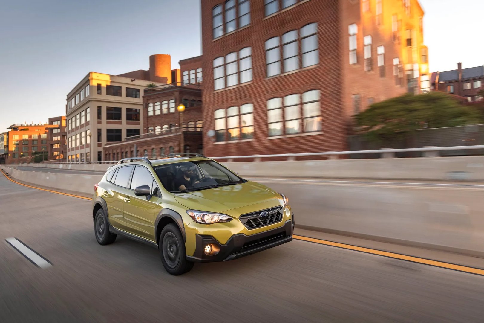 Subaru_Crosstrek_1_generation_restyling_1__SUV_5-doors__1.jpg