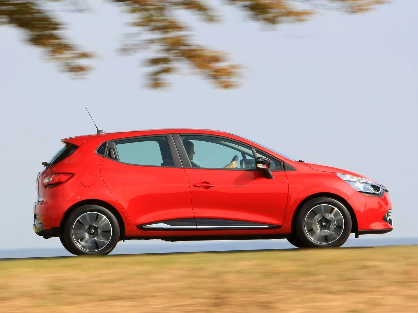 Renault_Clio_4_generation__Mini_5-doors__8.jpg